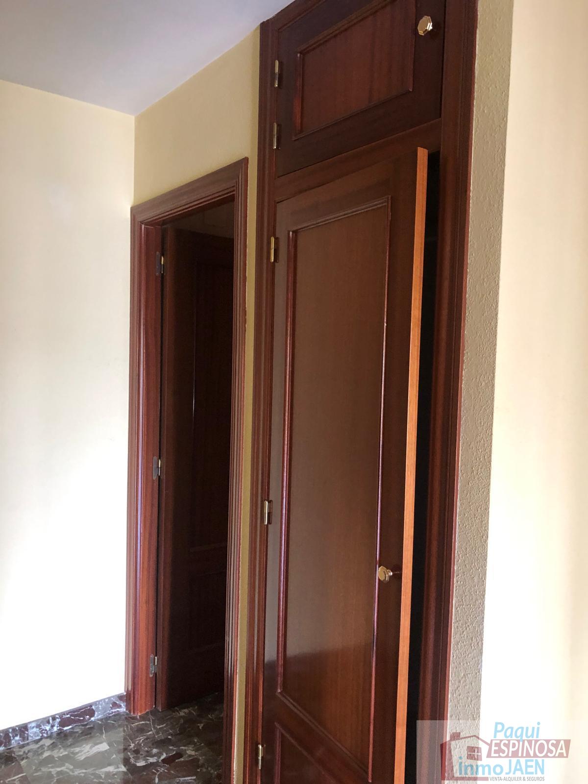 For sale of flat in Torredonjimeno