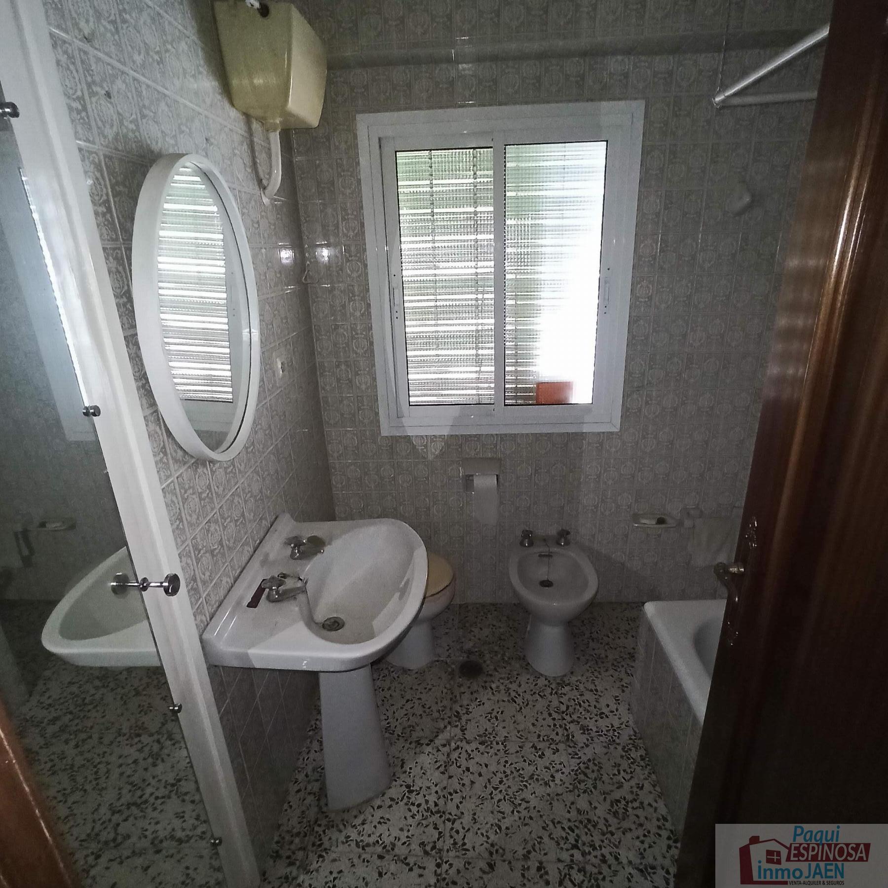 Venta de piso en Torredonjimeno