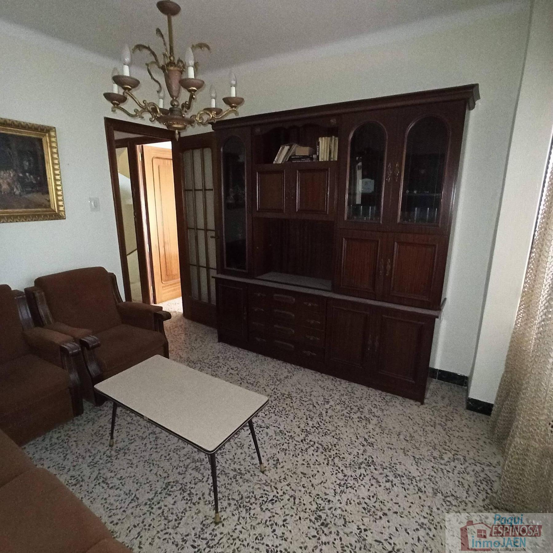Venta de piso en Torredonjimeno