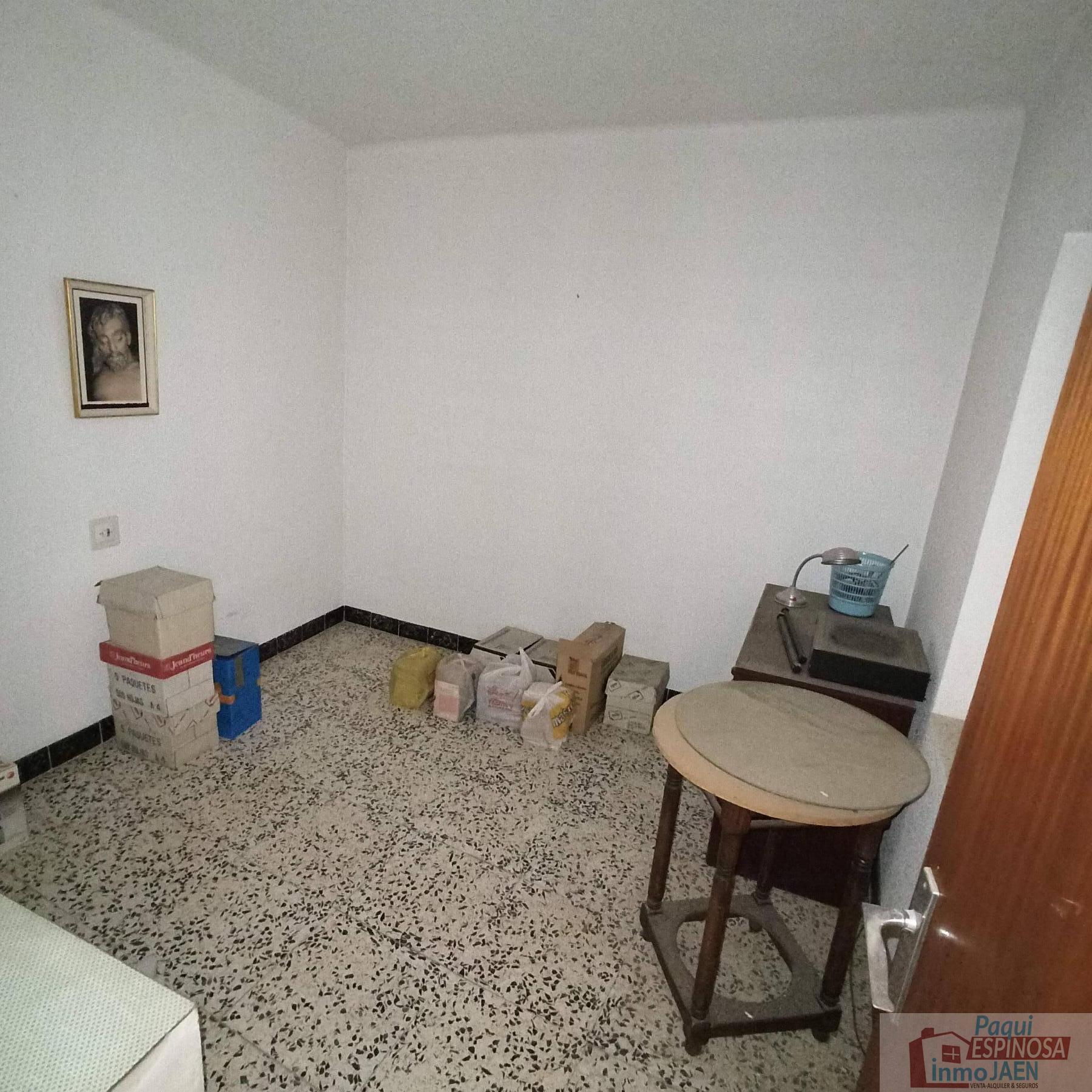 Venta de piso en Torredonjimeno