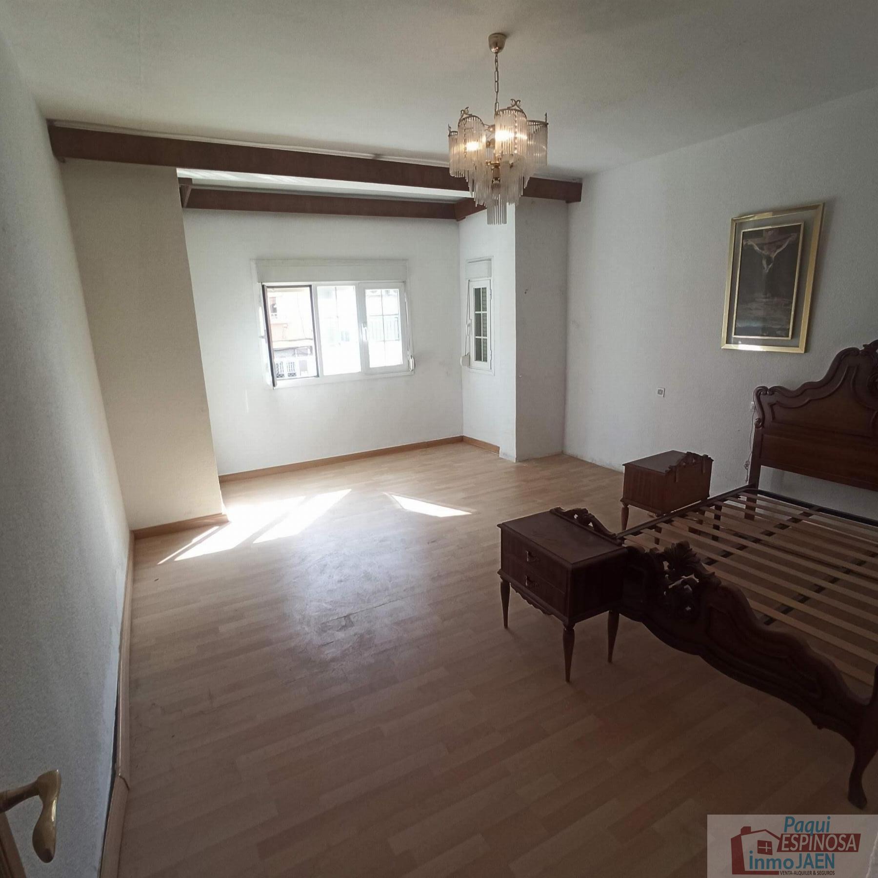 Venta de piso en Torredonjimeno