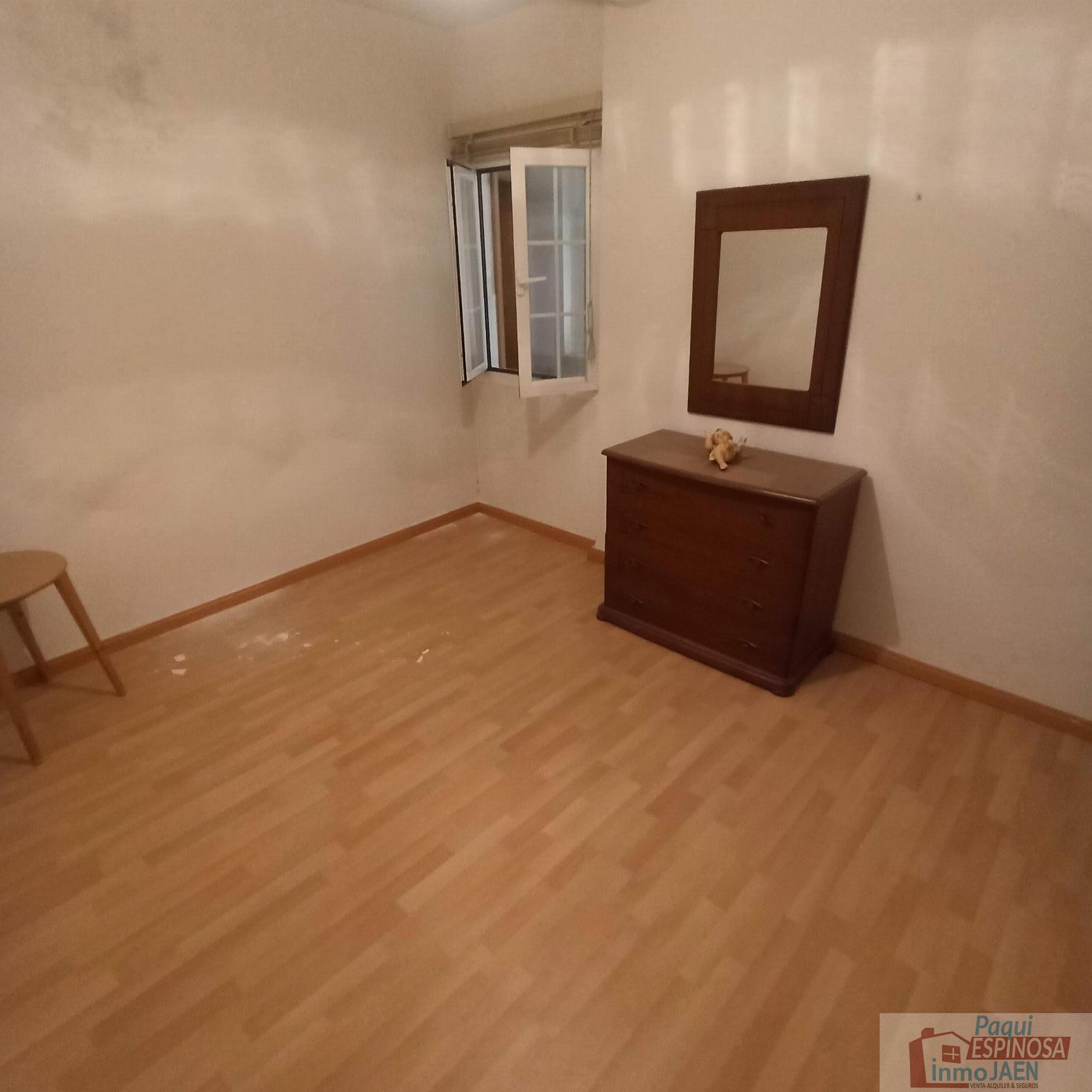 Venta de piso en Torredonjimeno