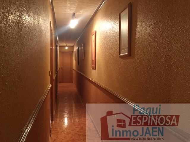 For sale of flat in Torredonjimeno