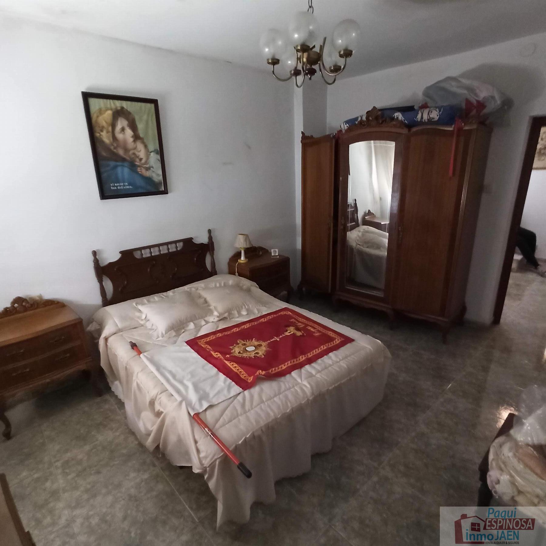 Venta de casa en Torredonjimeno