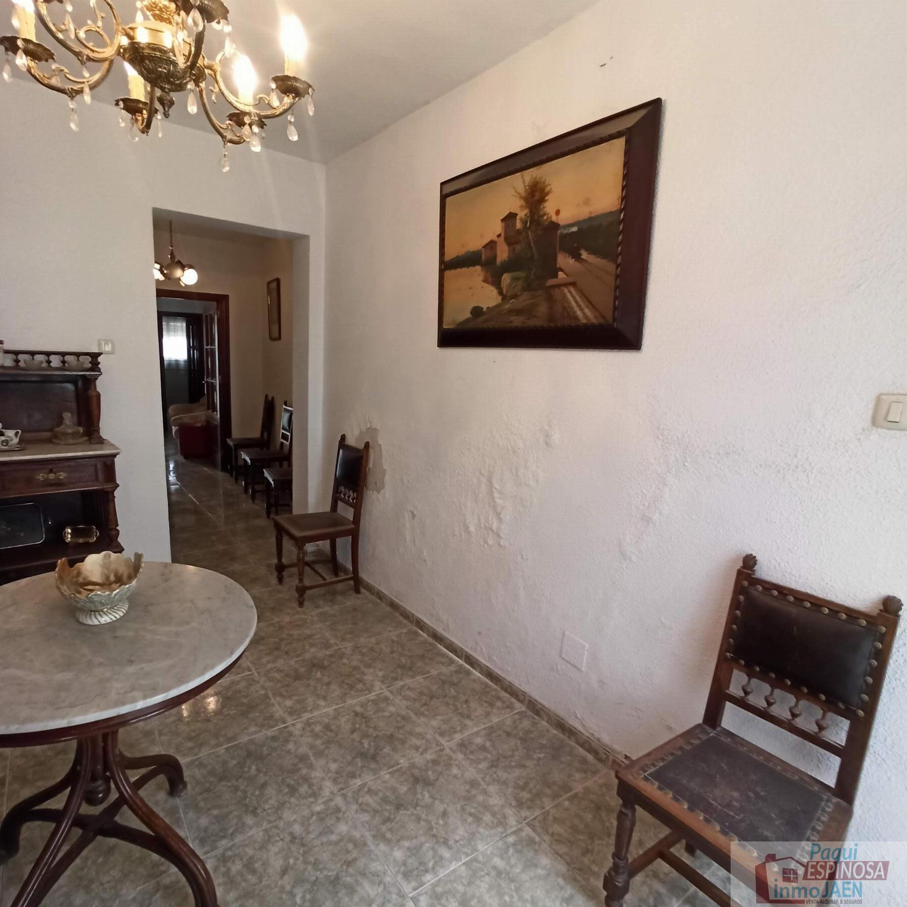 Venta de casa en Torredonjimeno