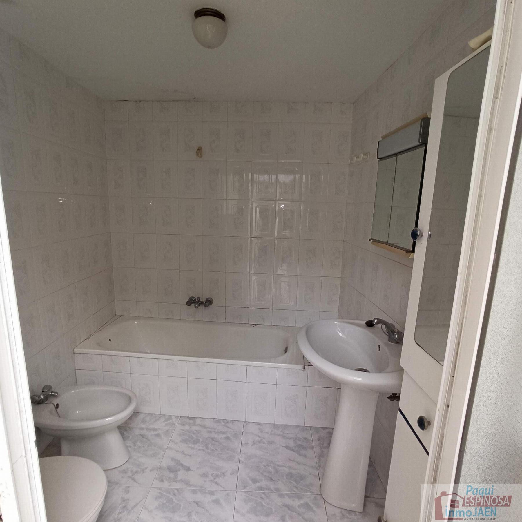 Venta de casa en Torredonjimeno