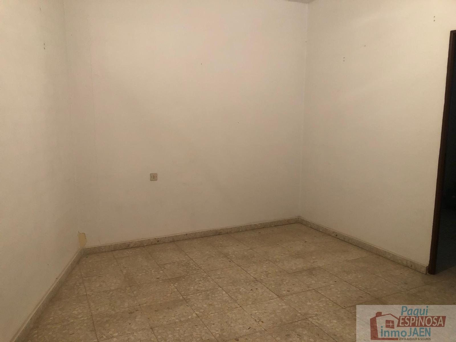 Venta de piso en Torredonjimeno