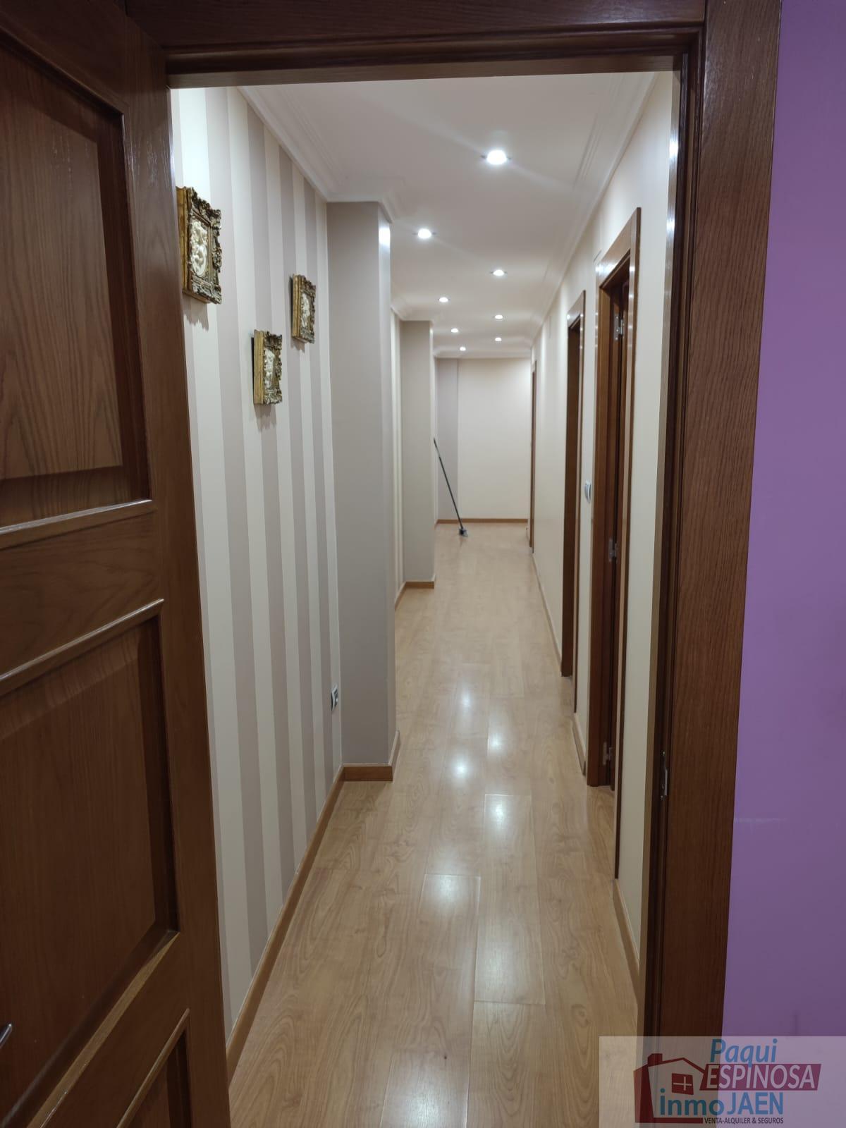 For sale of flat in Torredonjimeno