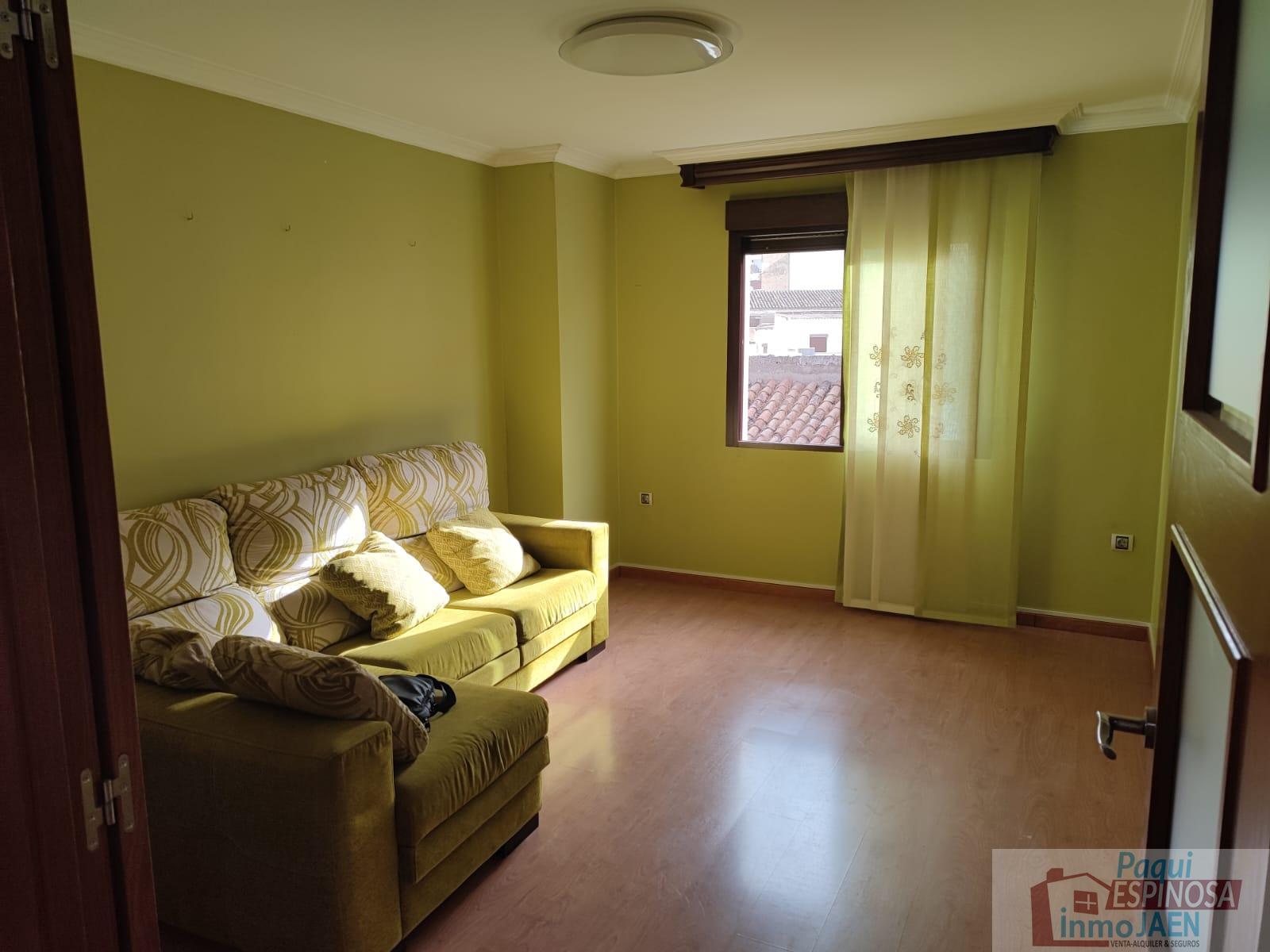 For sale of flat in Torredonjimeno