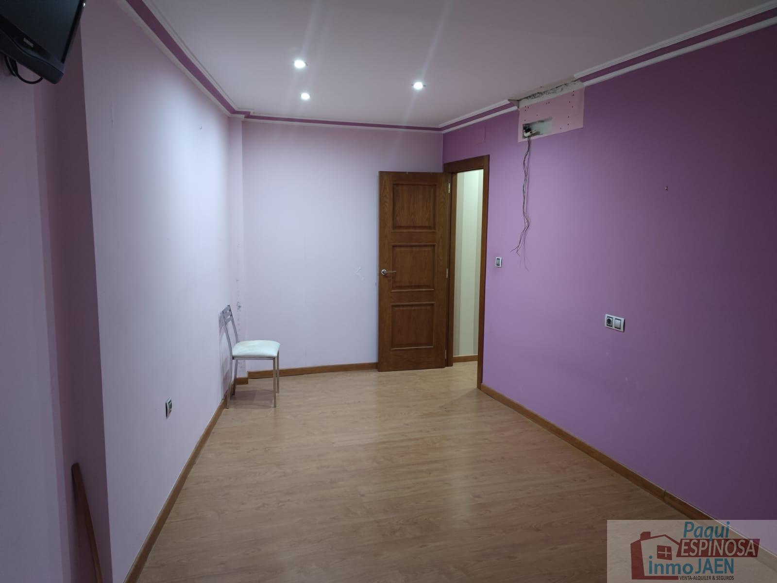 For sale of flat in Torredonjimeno