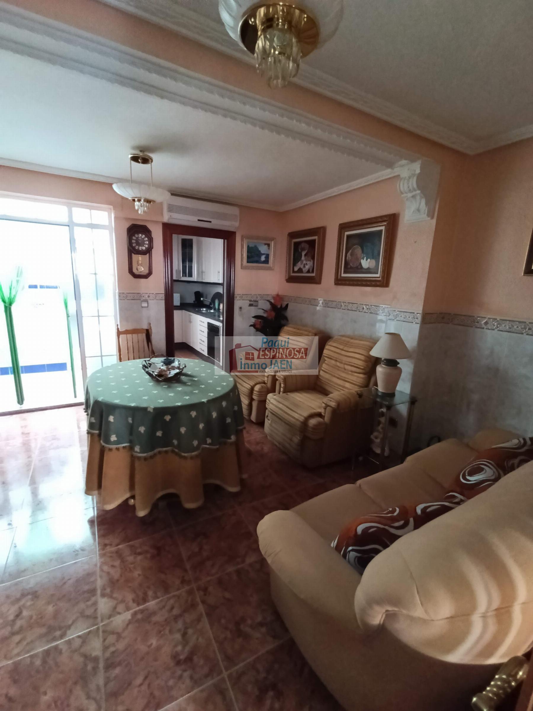 Venta de casa en Torredonjimeno