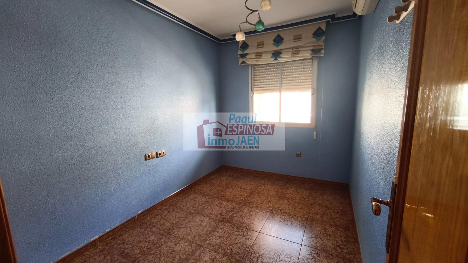 Venta de piso en Torredonjimeno