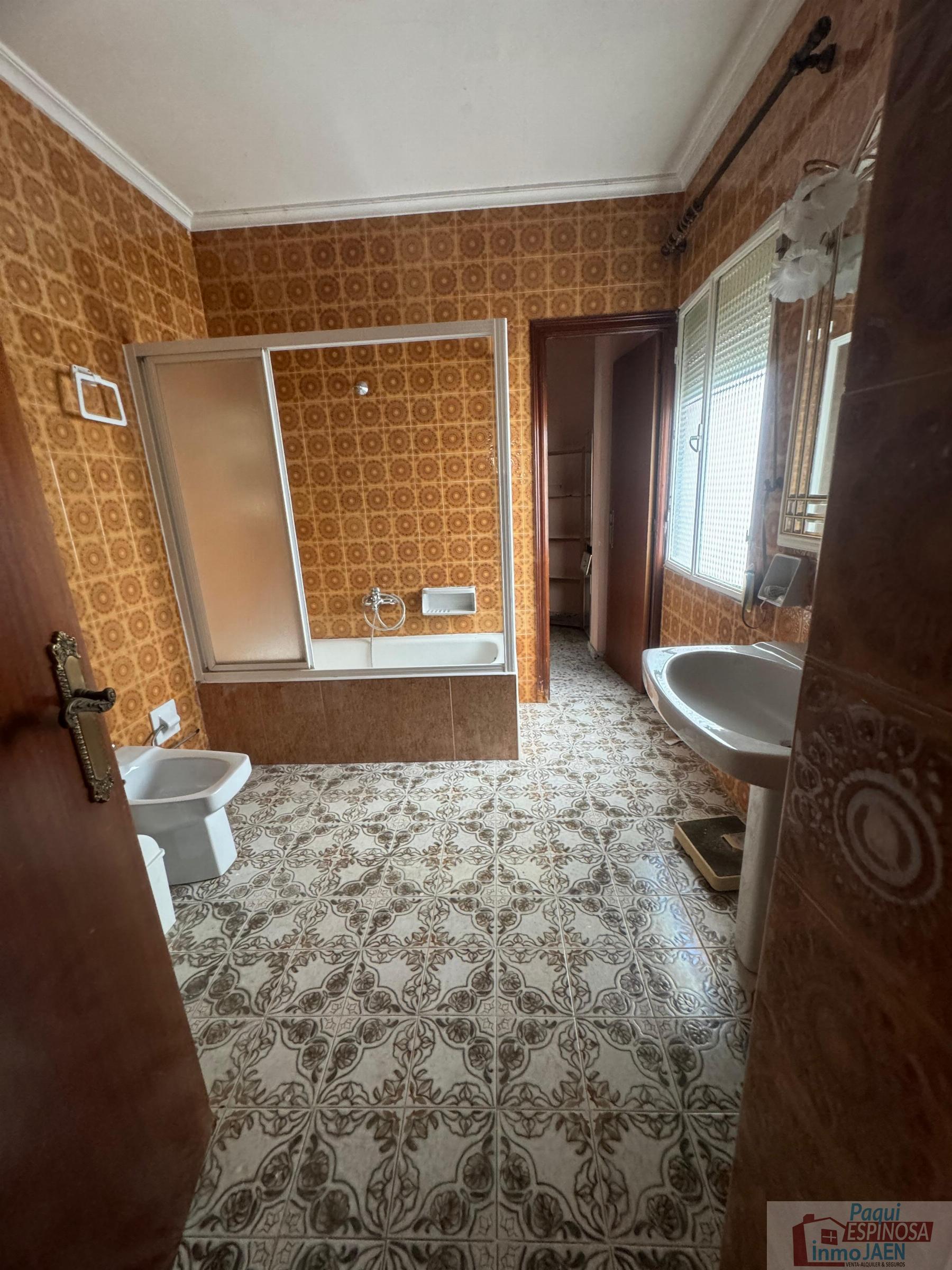 Venta de casa en Torredonjimeno