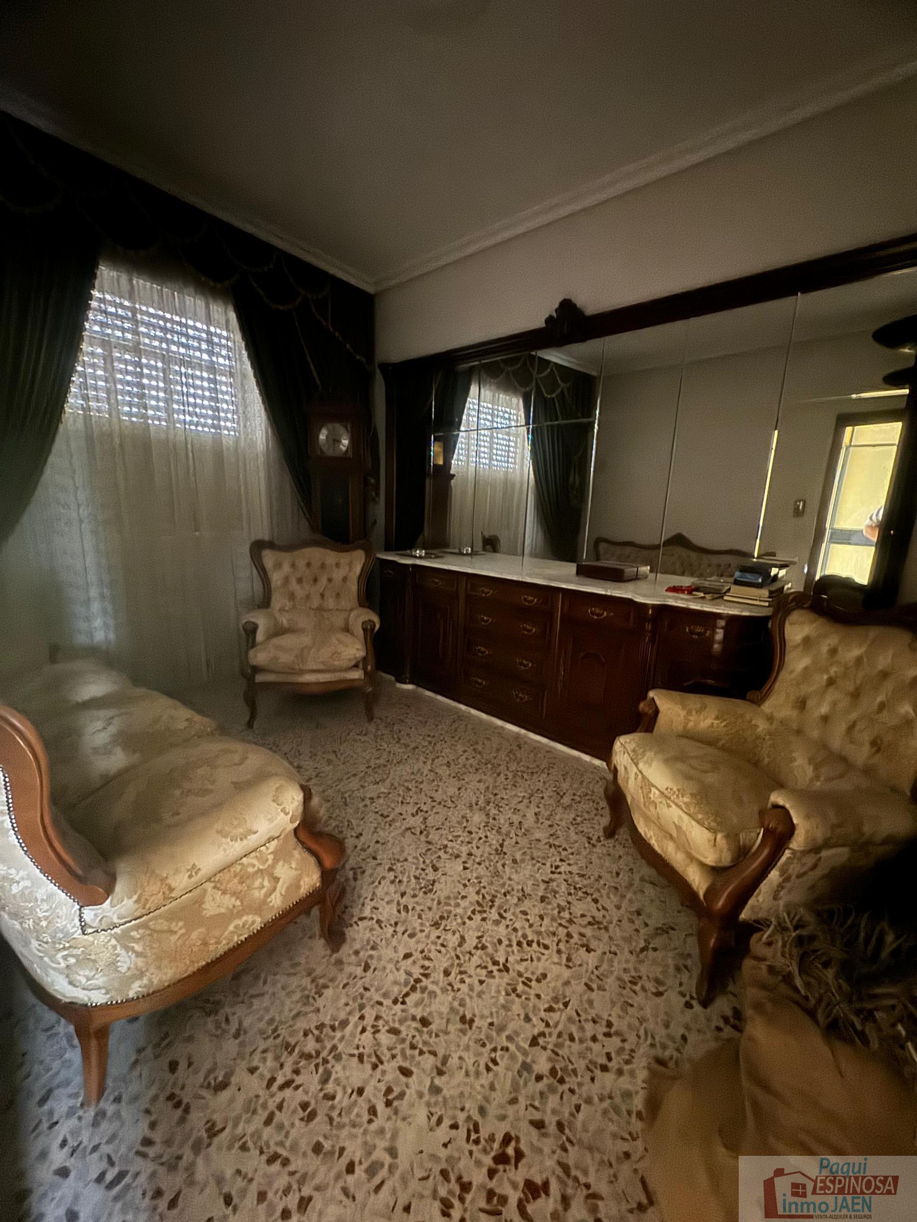 Venta de casa en Torredonjimeno