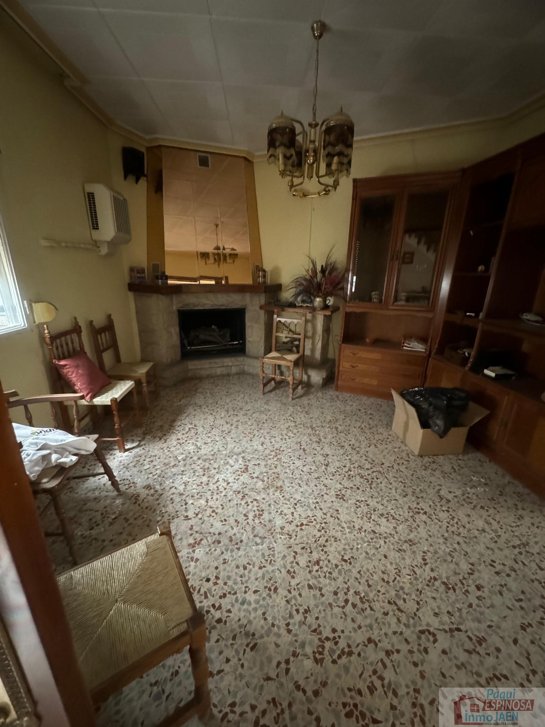 Venta de casa en Torredonjimeno