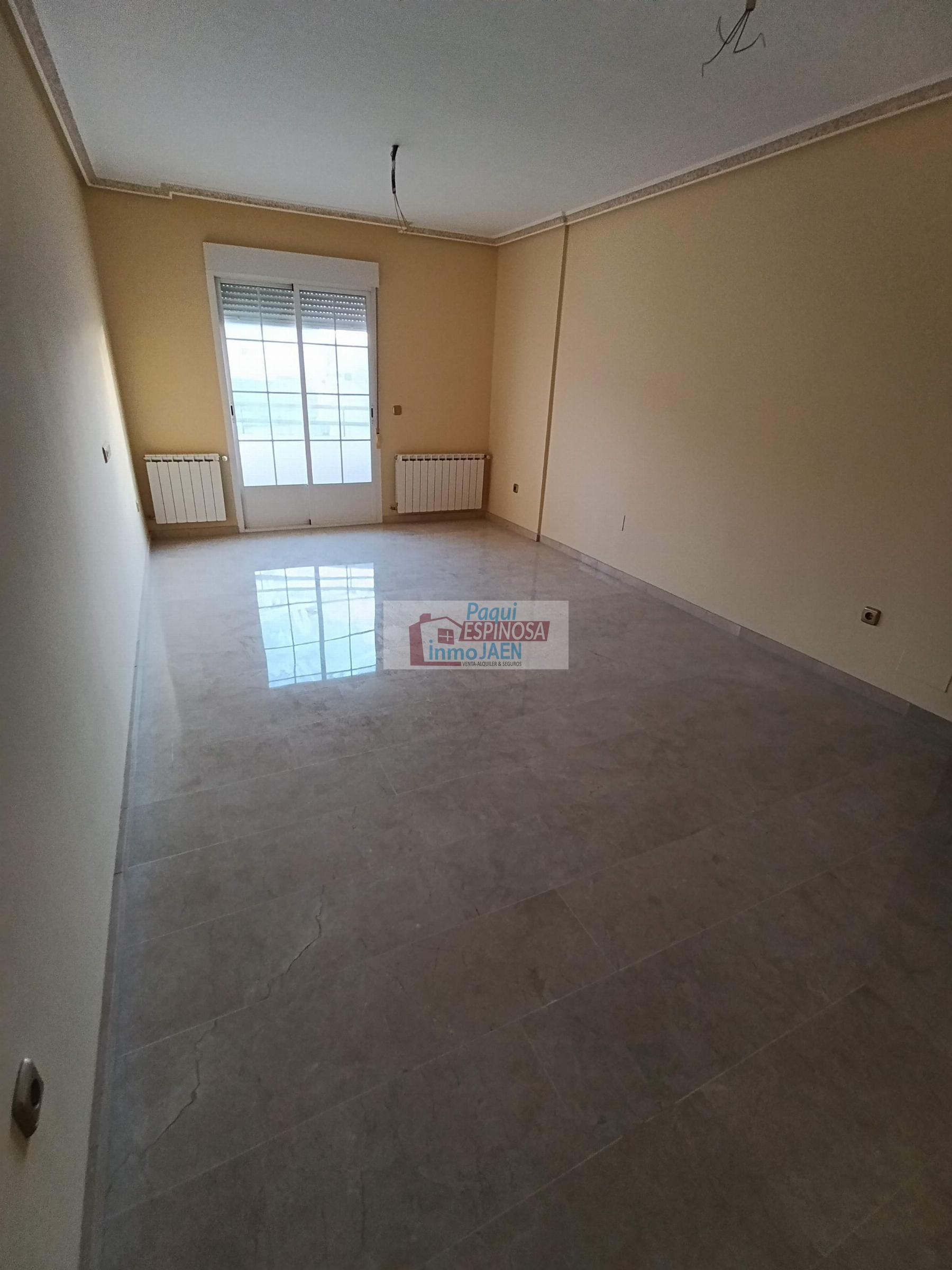 Venta de piso en Torredonjimeno