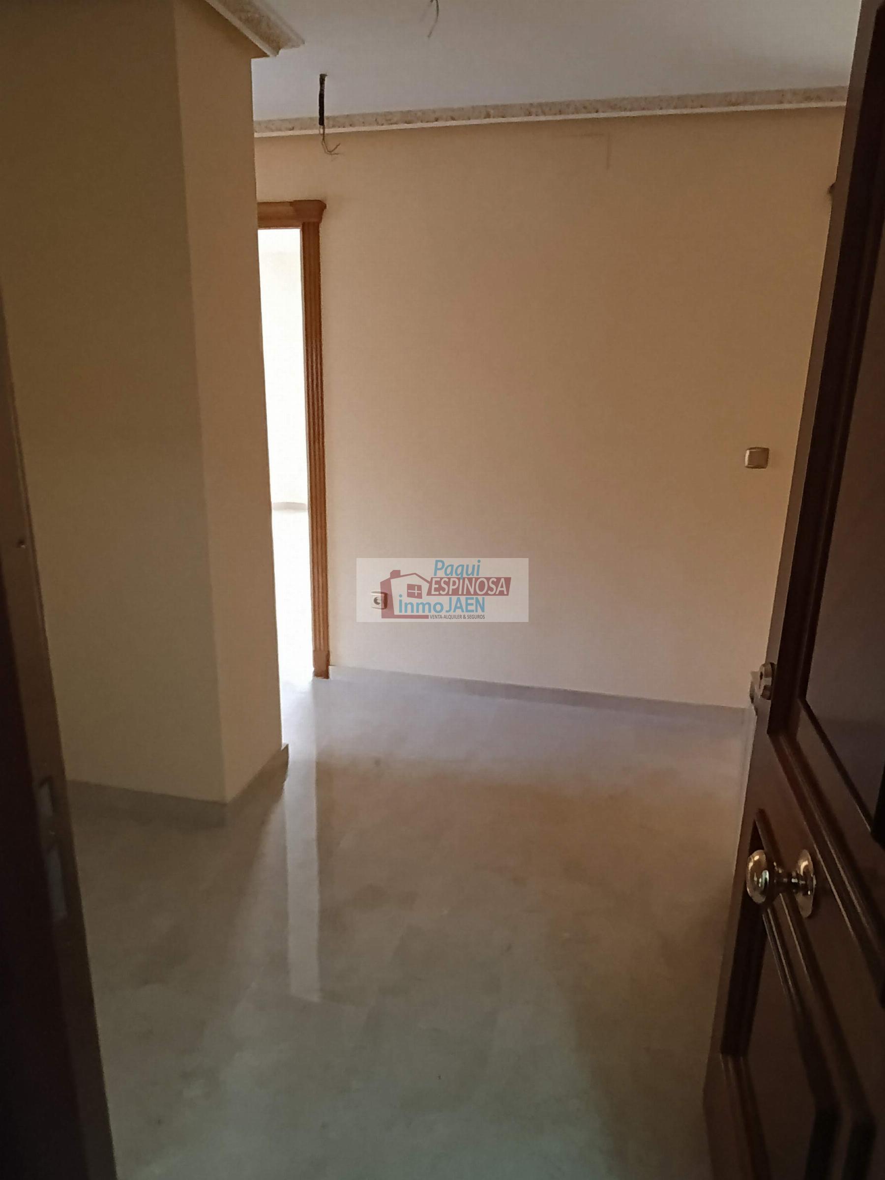 Venta de piso en Torredonjimeno