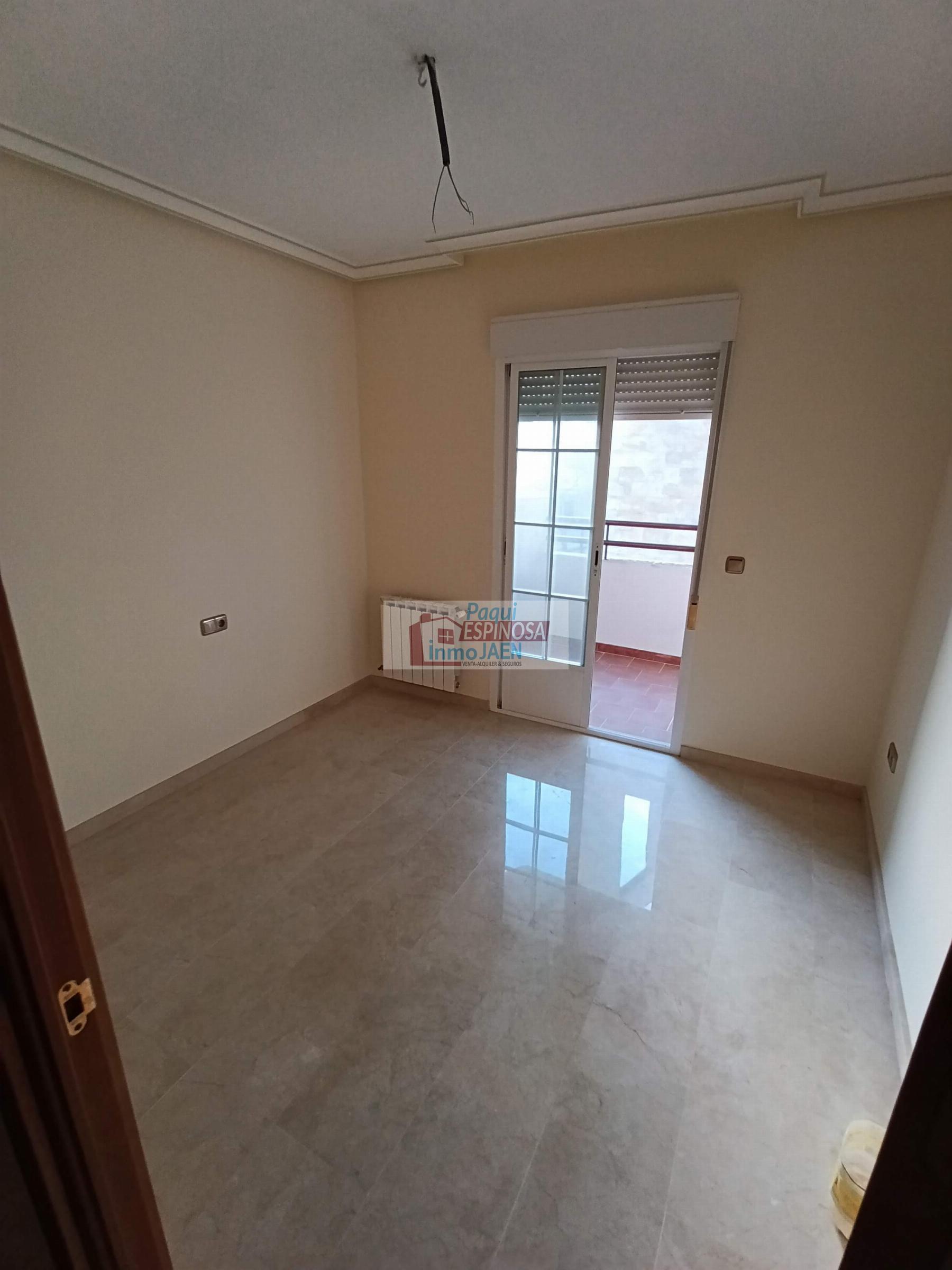 Venta de piso en Torredonjimeno