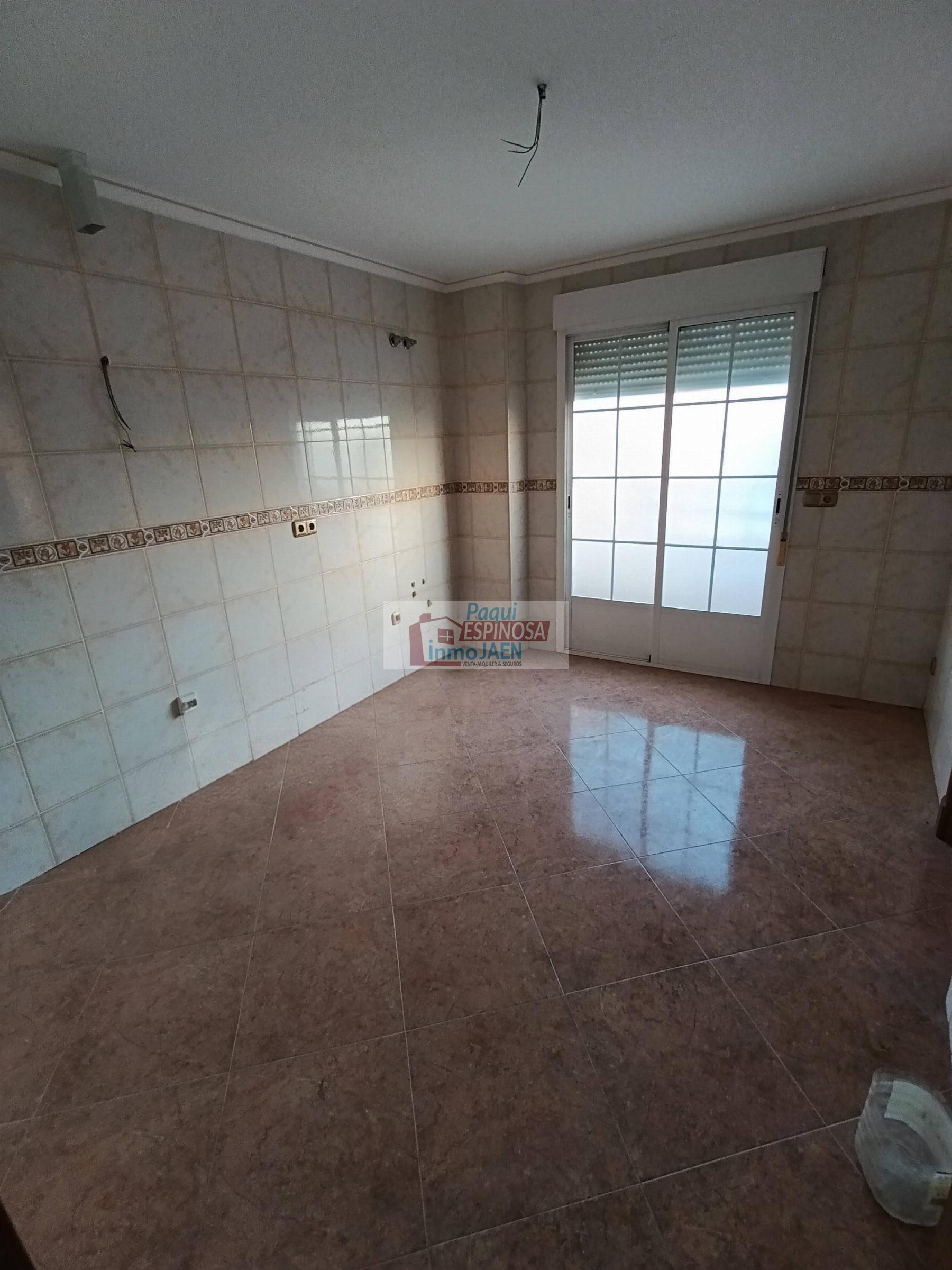 Venta de piso en Torredonjimeno