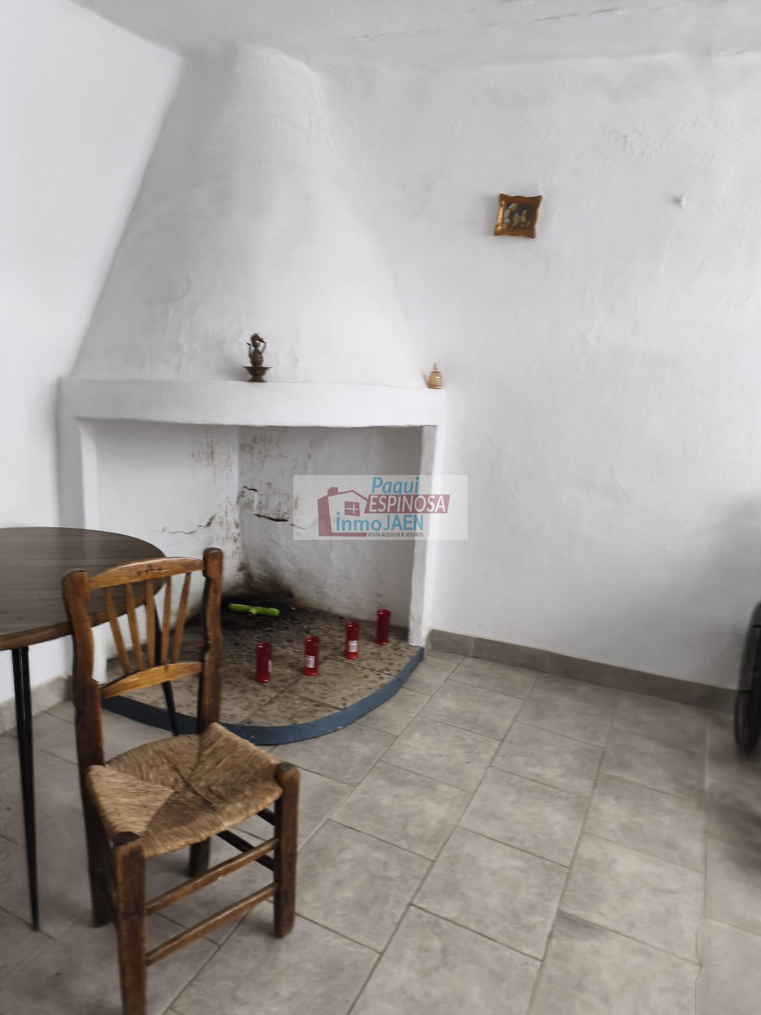 Venta de casa en Fuensanta de Martos