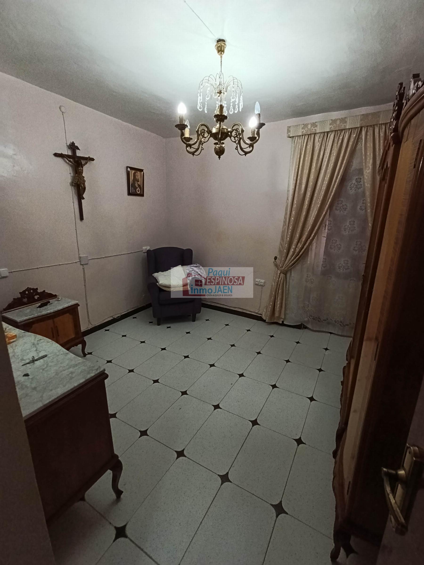 Venta de casa en Torredonjimeno
