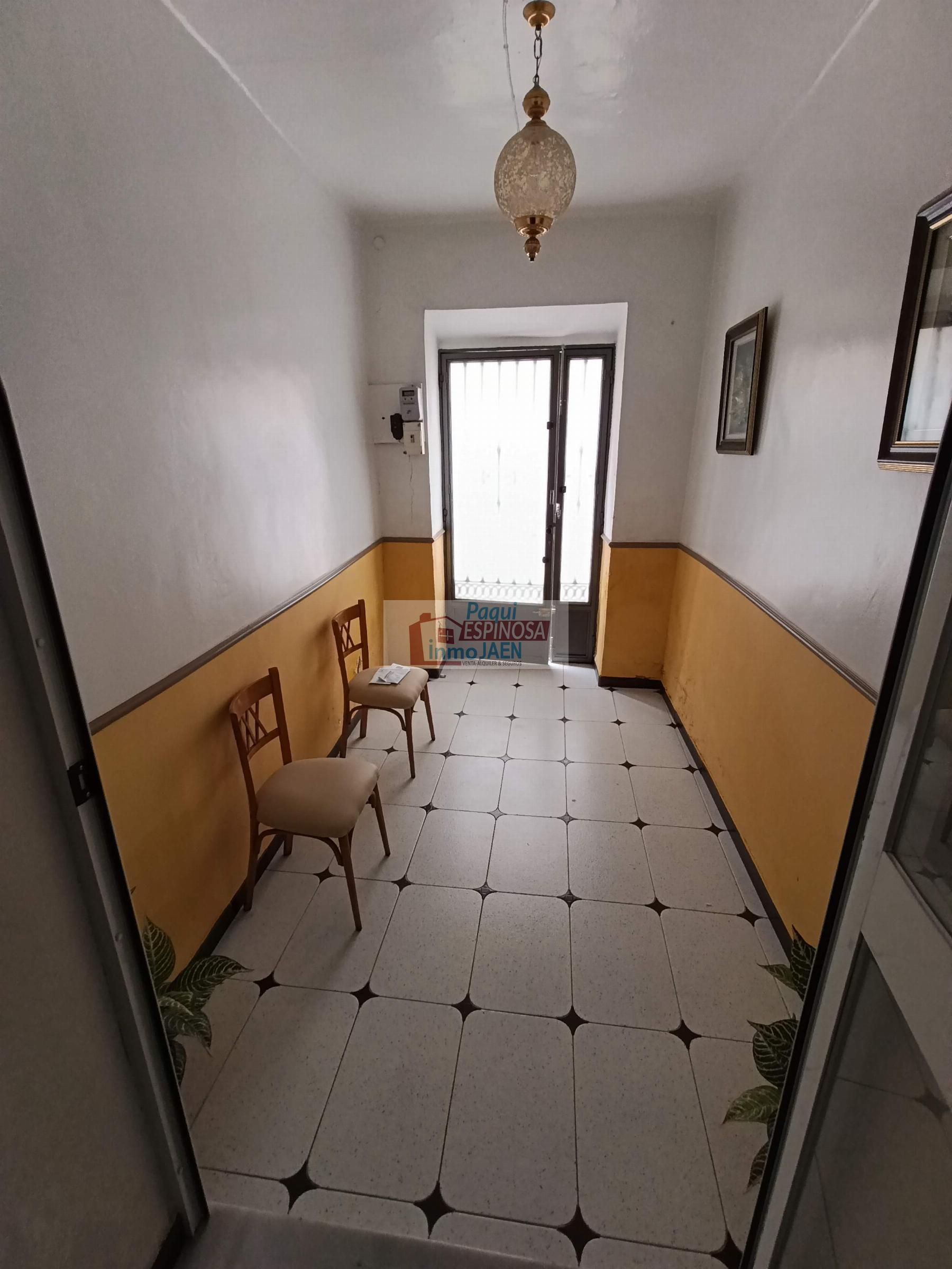Venta de casa en Torredonjimeno