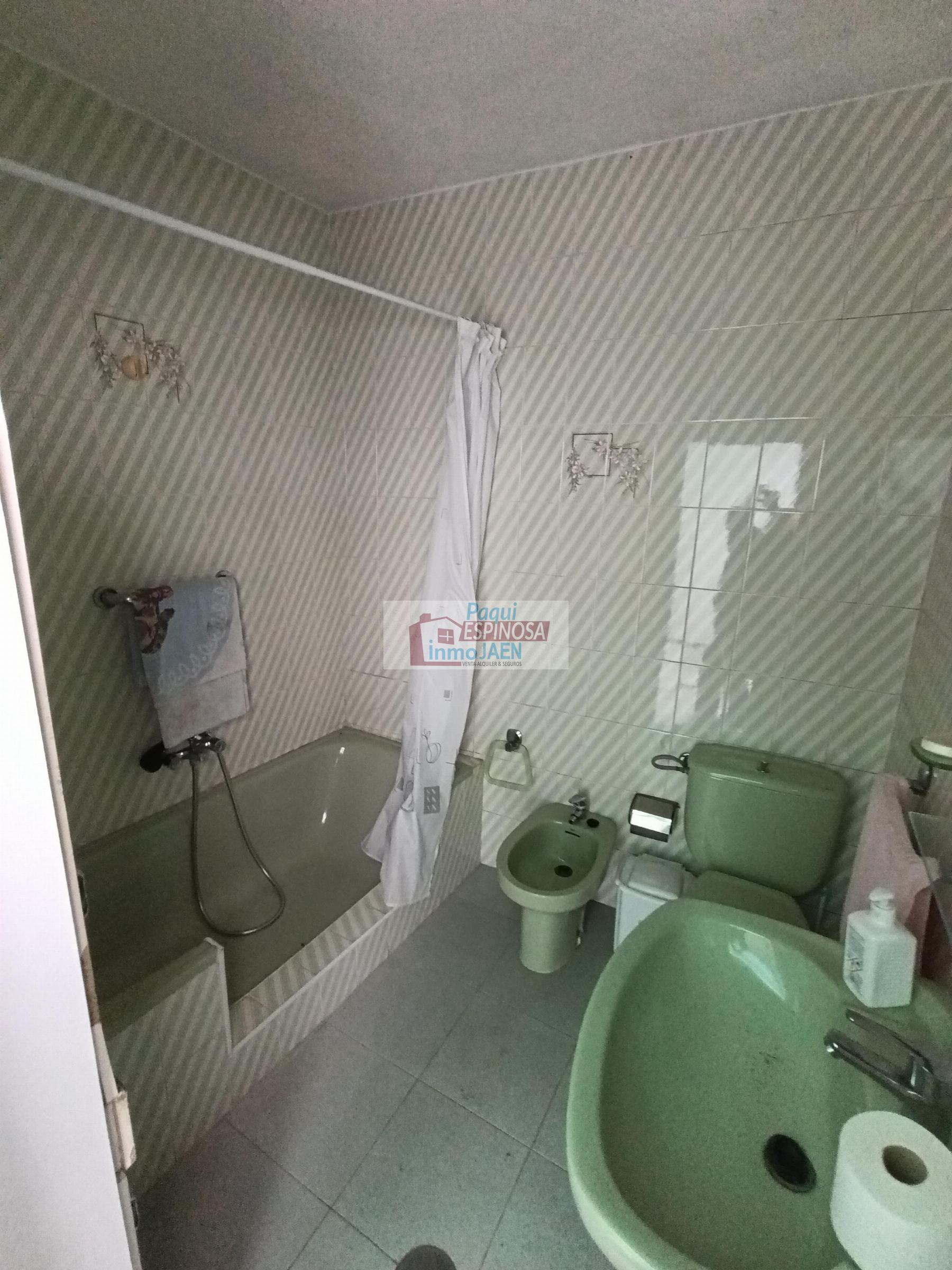 Venta de casa en Torredonjimeno