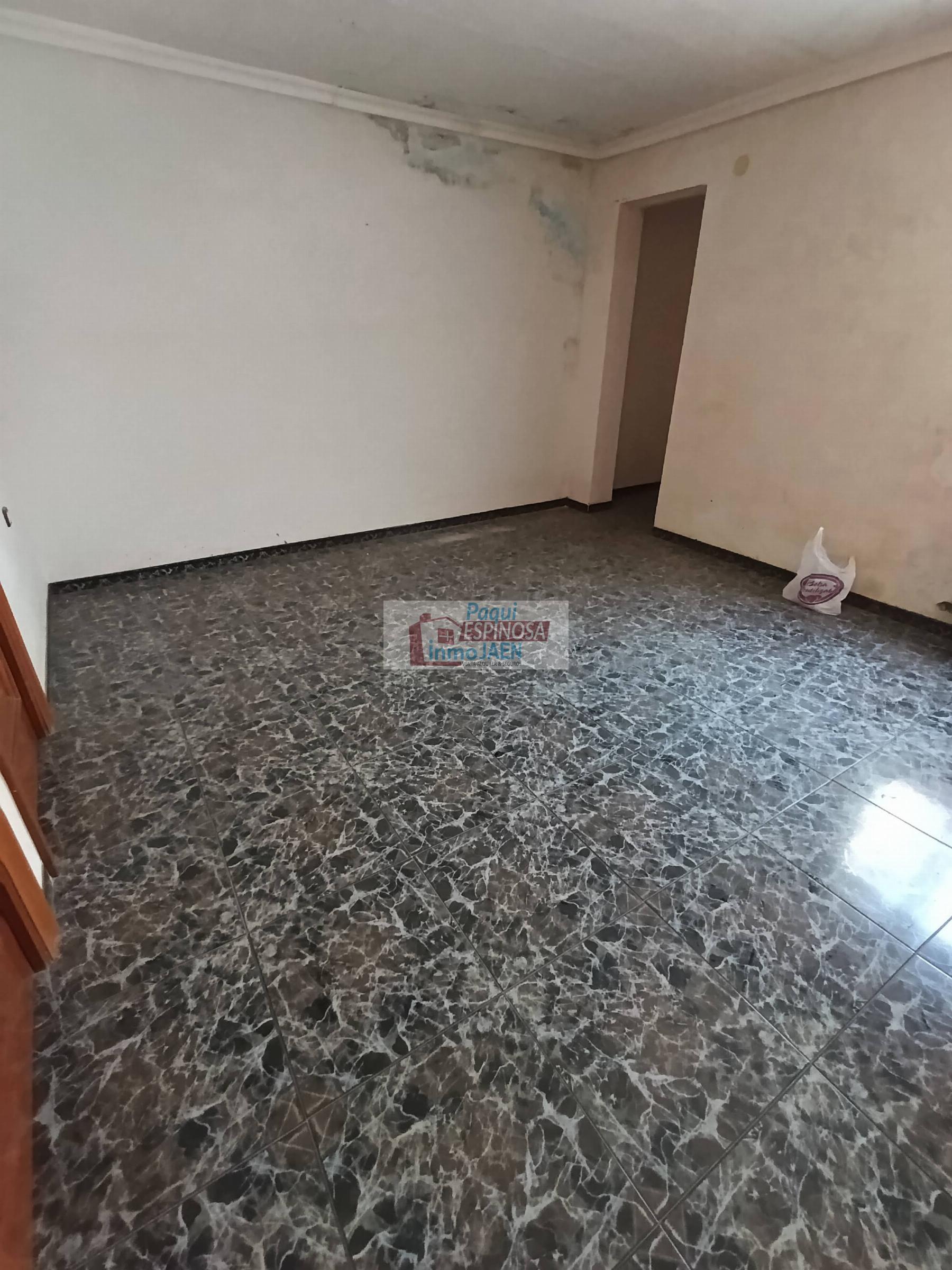 Venta de casa en Torredonjimeno