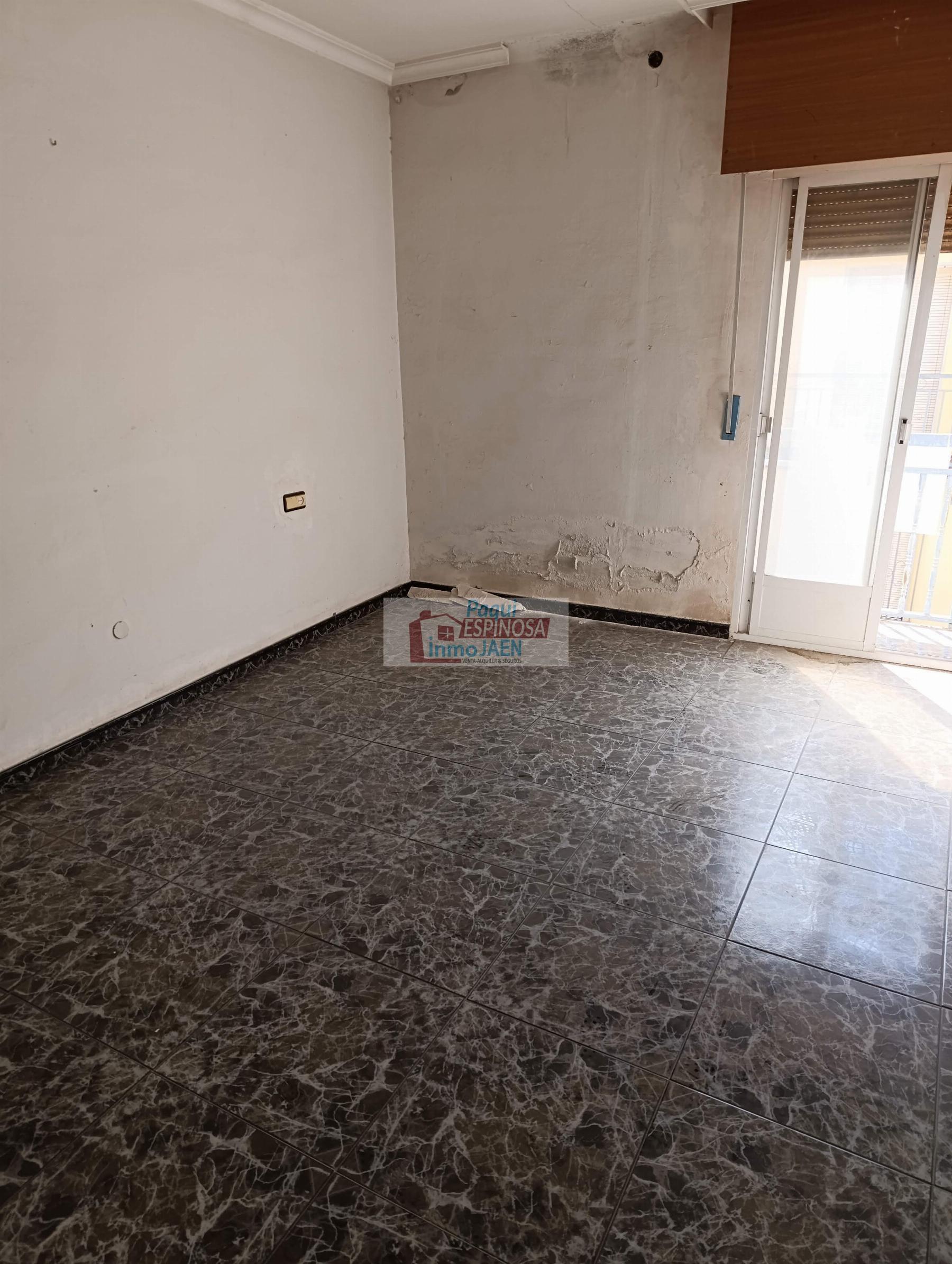Venta de casa en Torredonjimeno