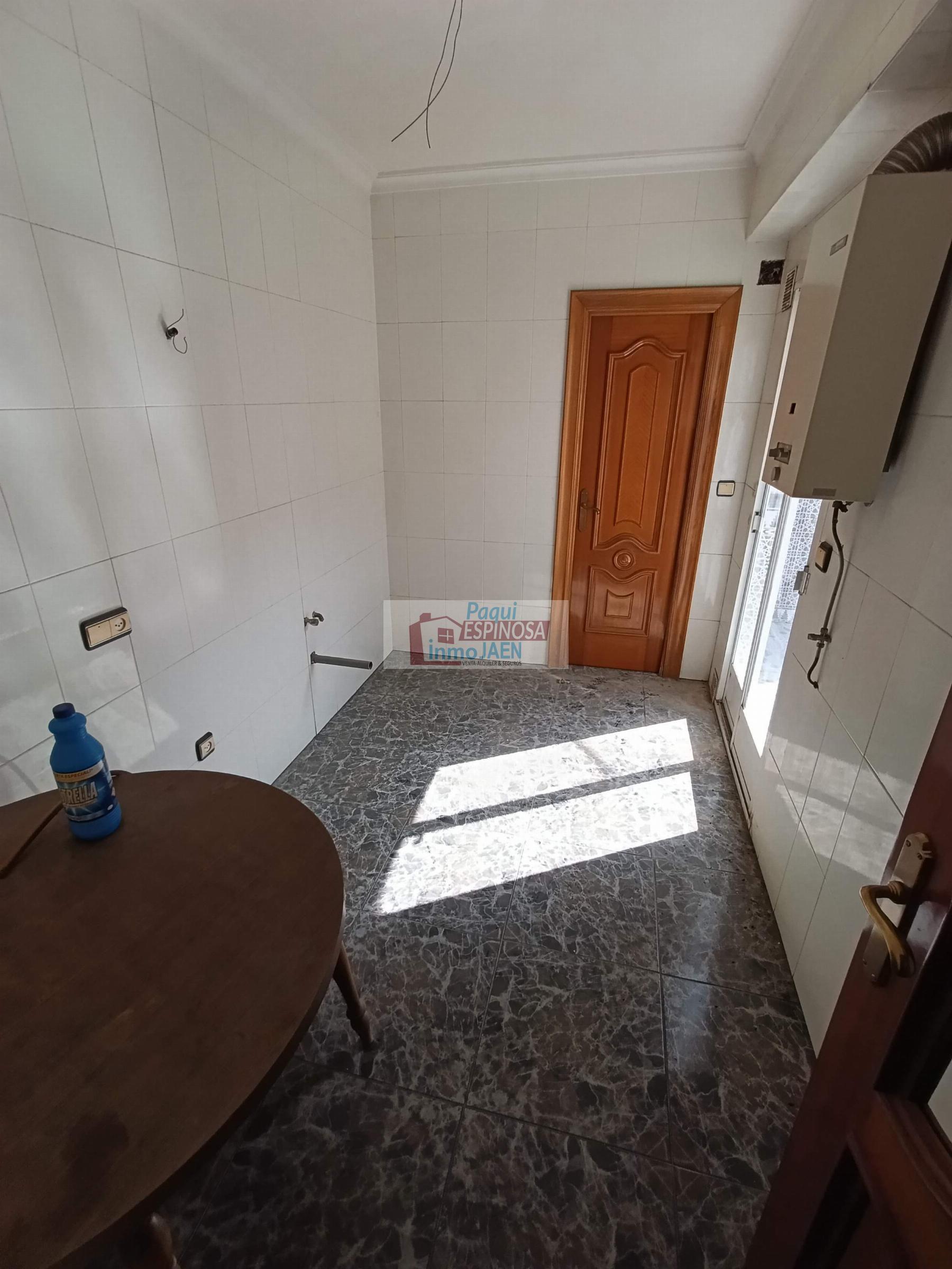 Venta de casa en Torredonjimeno