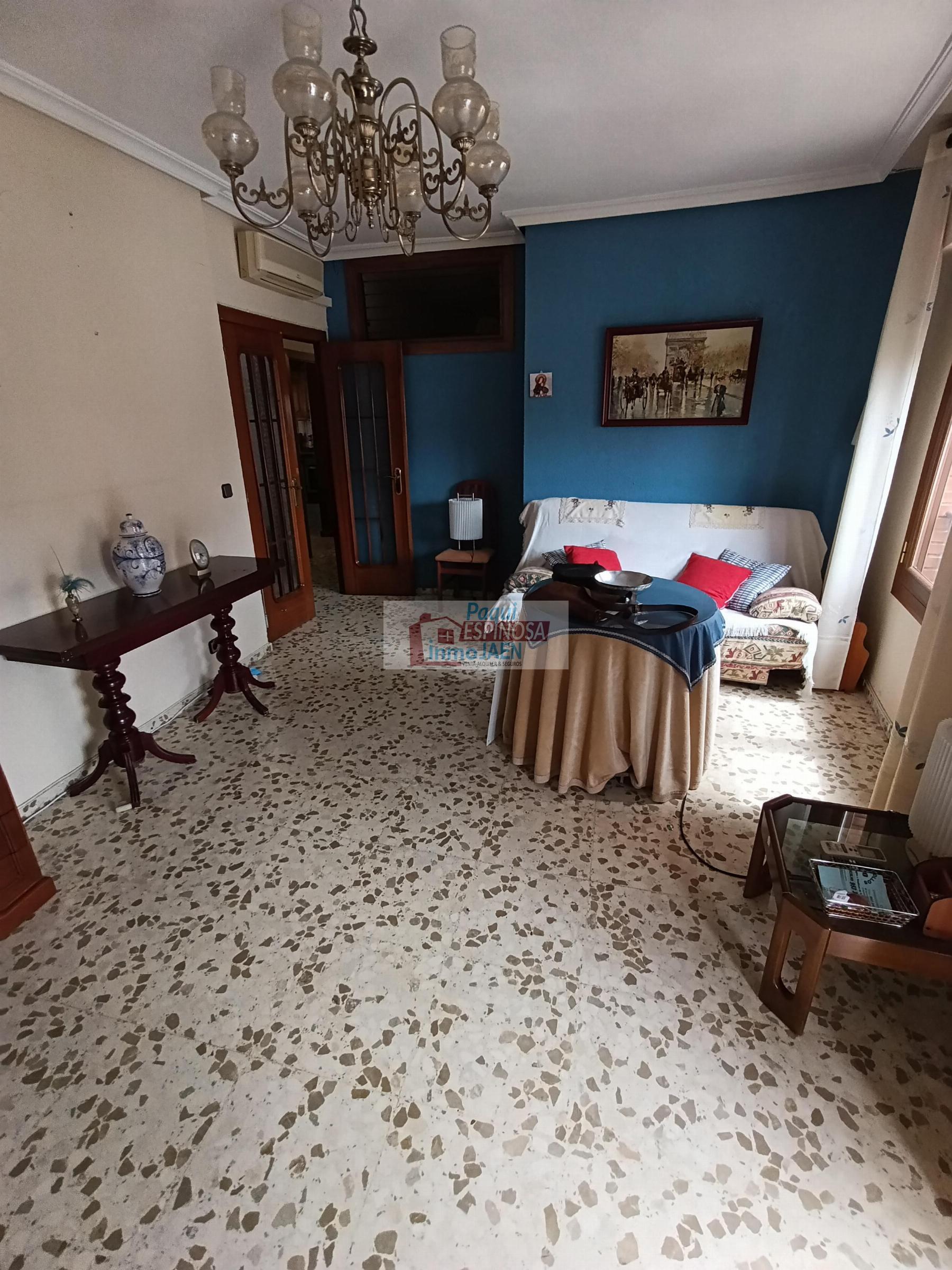 Venta de piso en Torredonjimeno