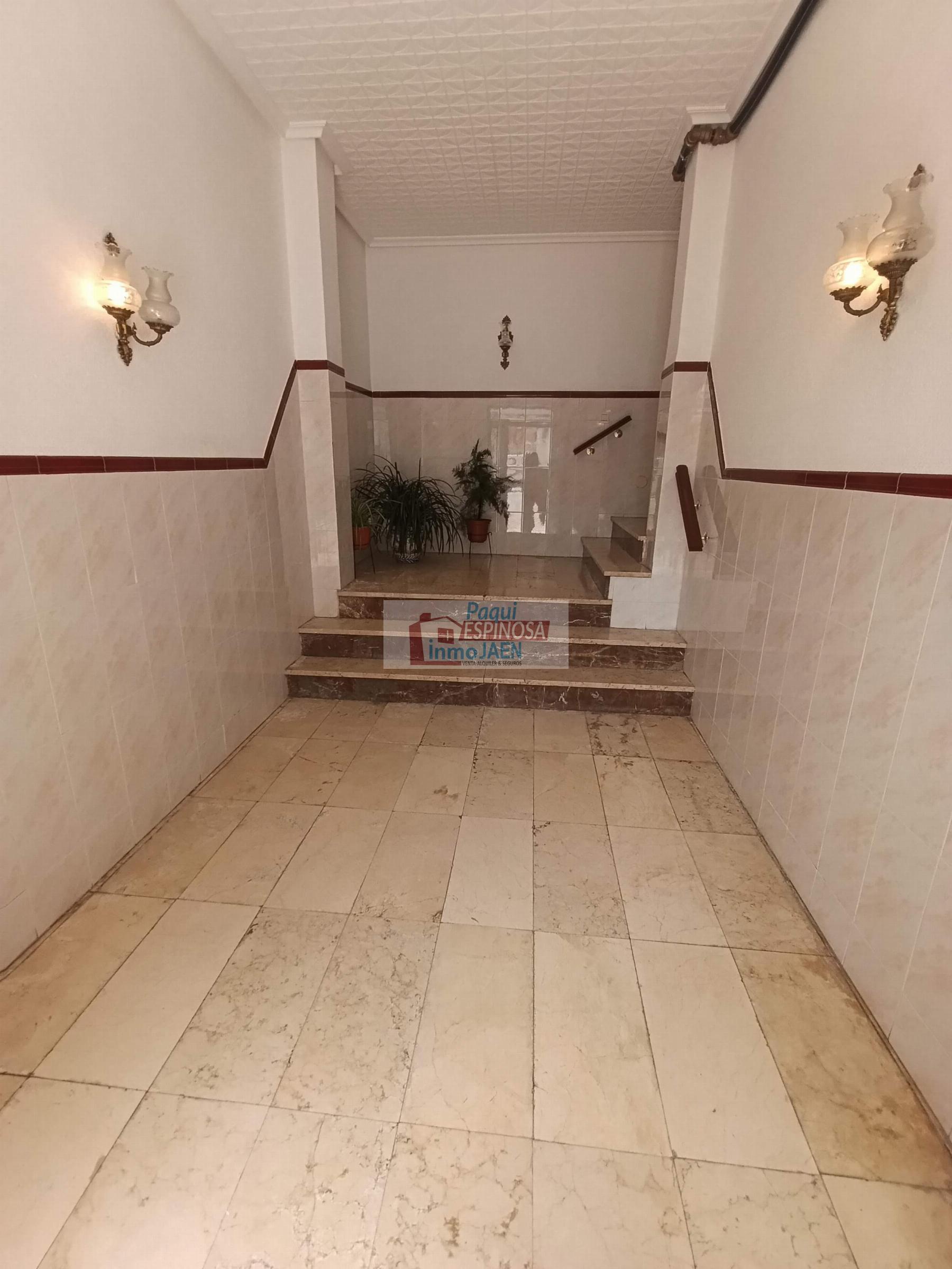 Venta de piso en Torredonjimeno