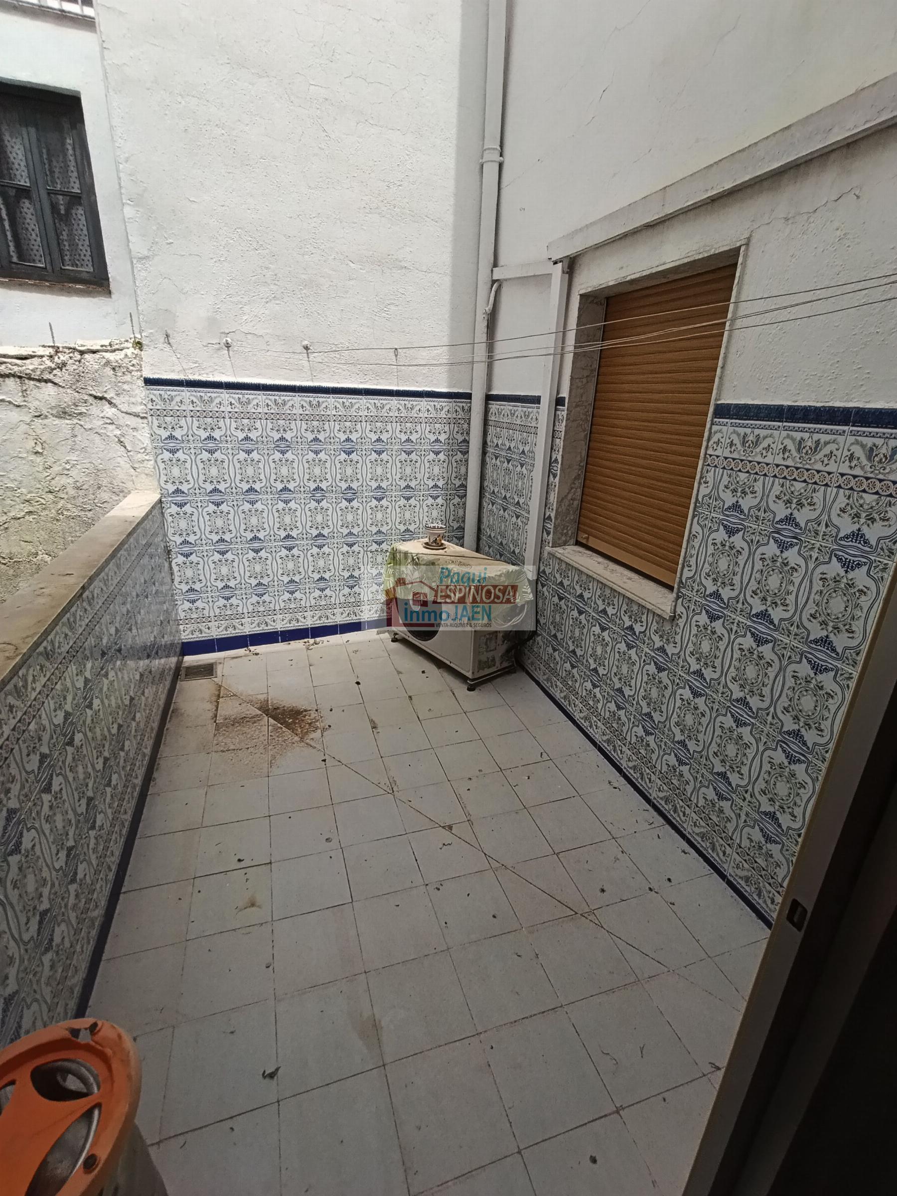 Venta de piso en Torredonjimeno