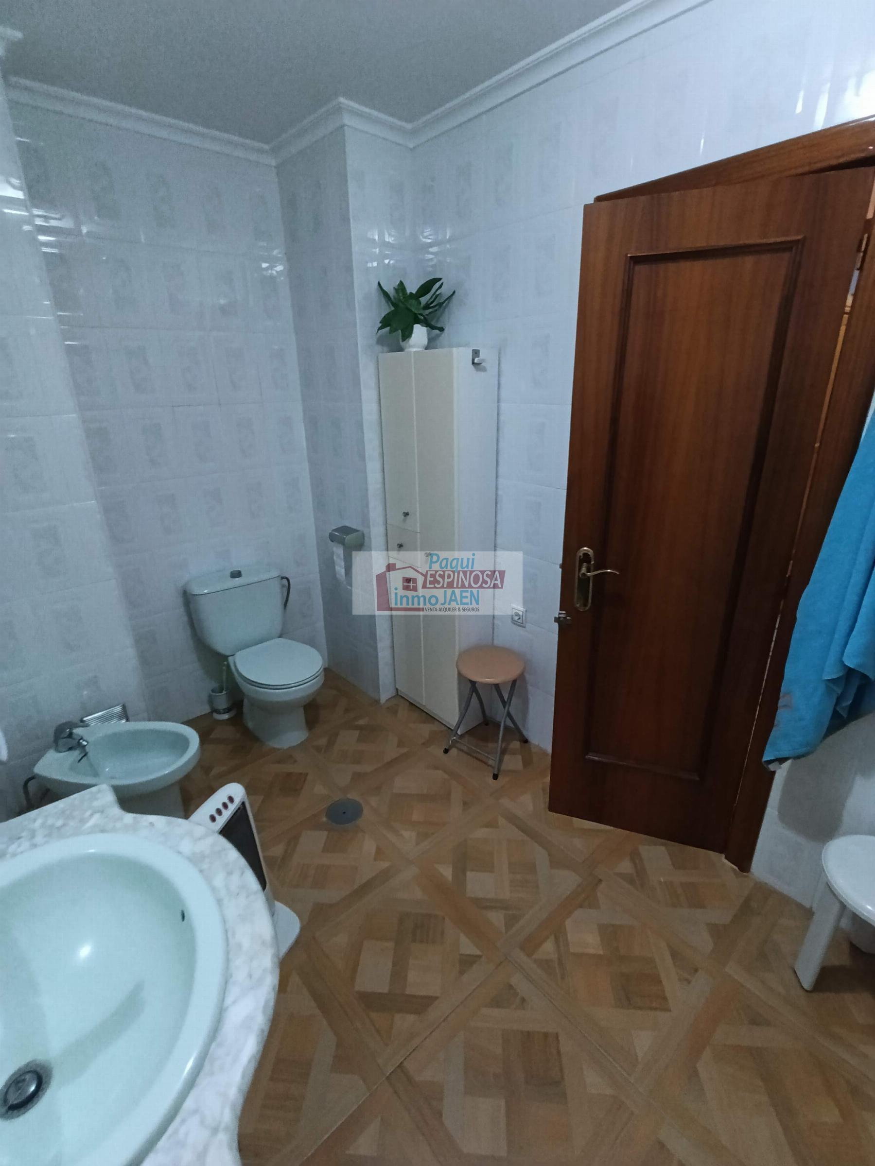 Venta de piso en Torredonjimeno