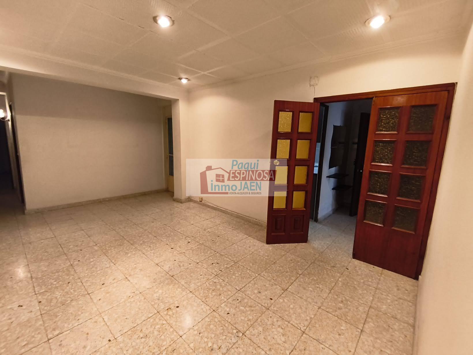Venta de piso en Torredonjimeno