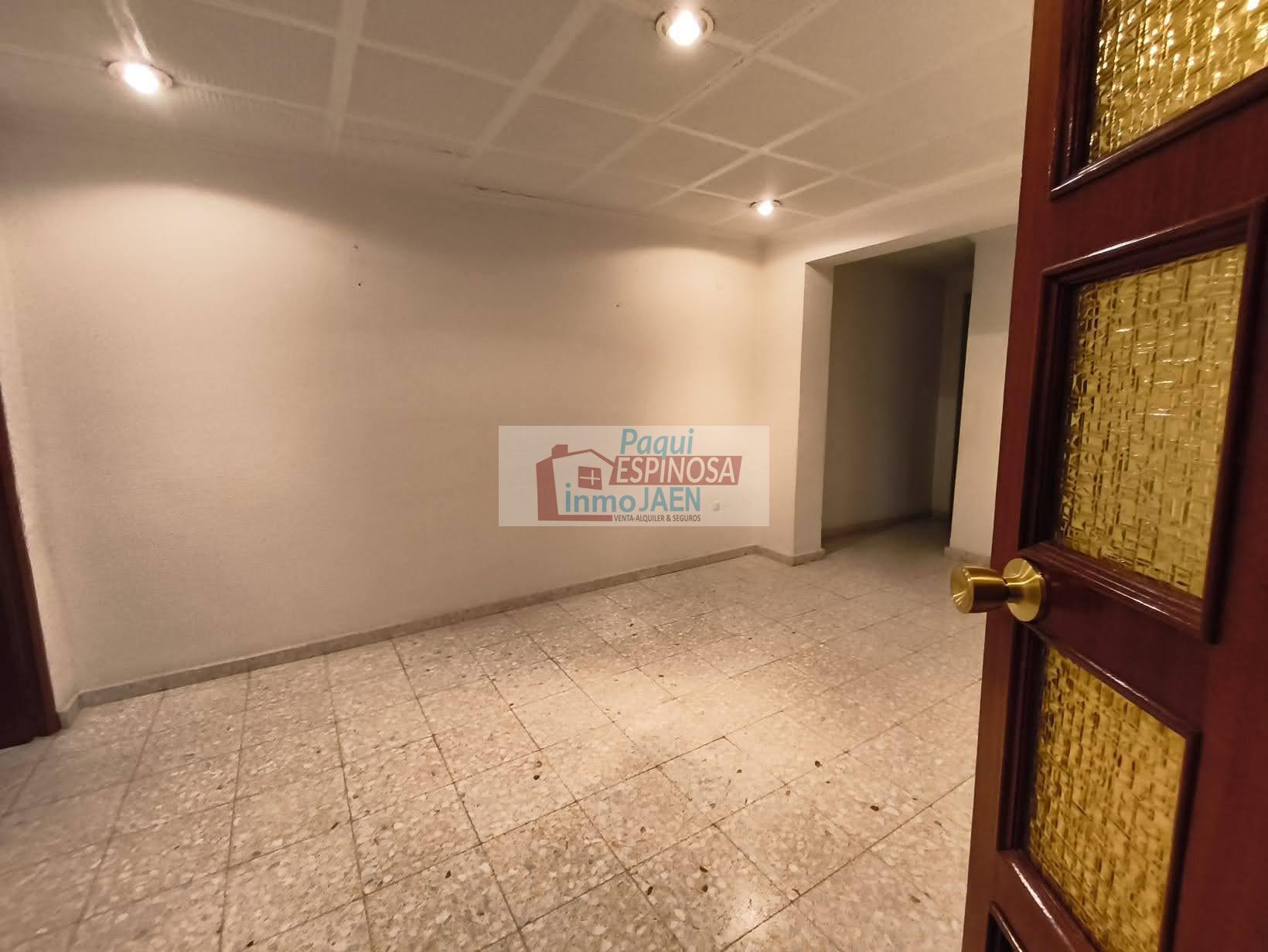 Venta de piso en Torredonjimeno