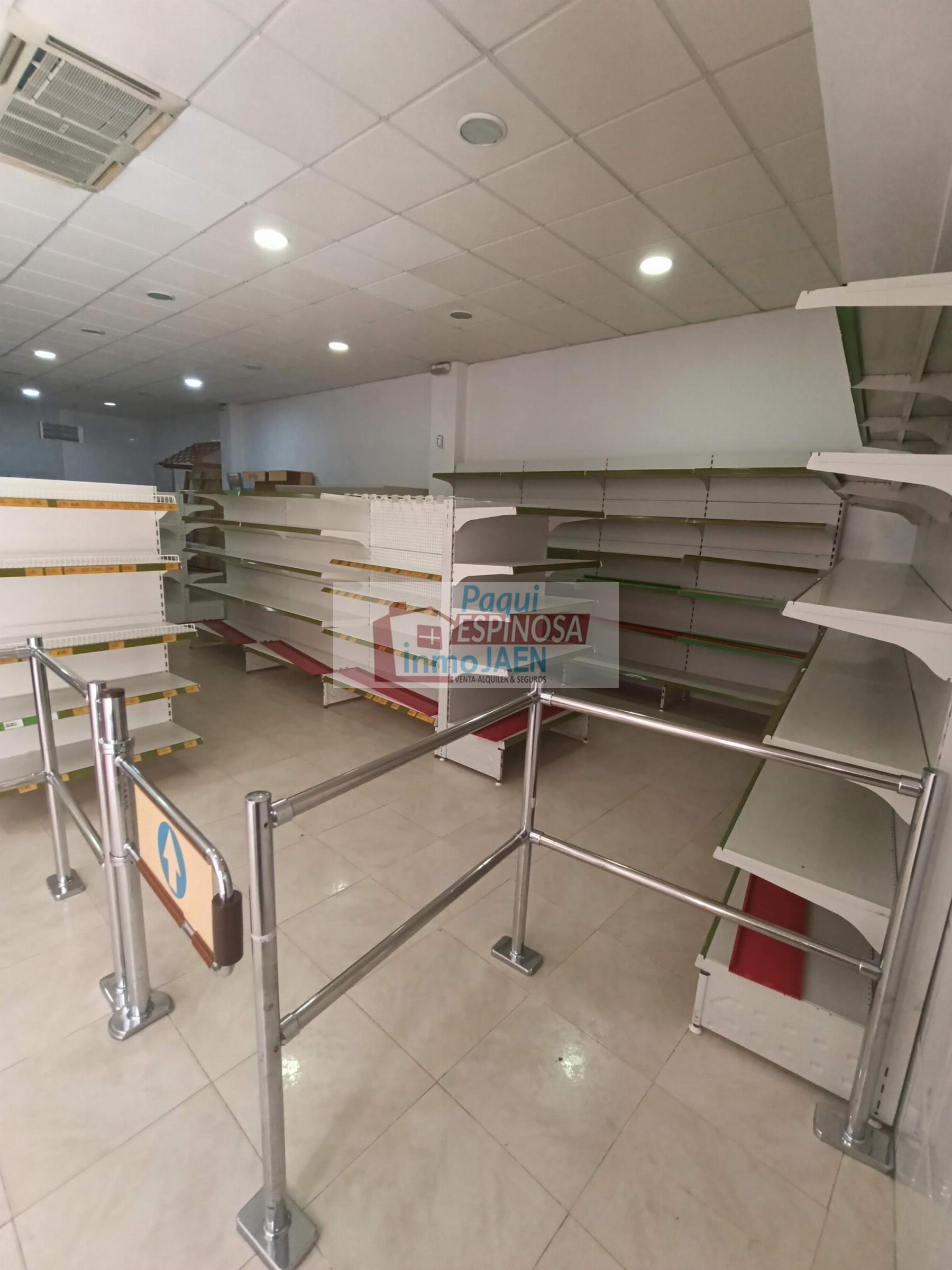 Venta de local en Jamilena