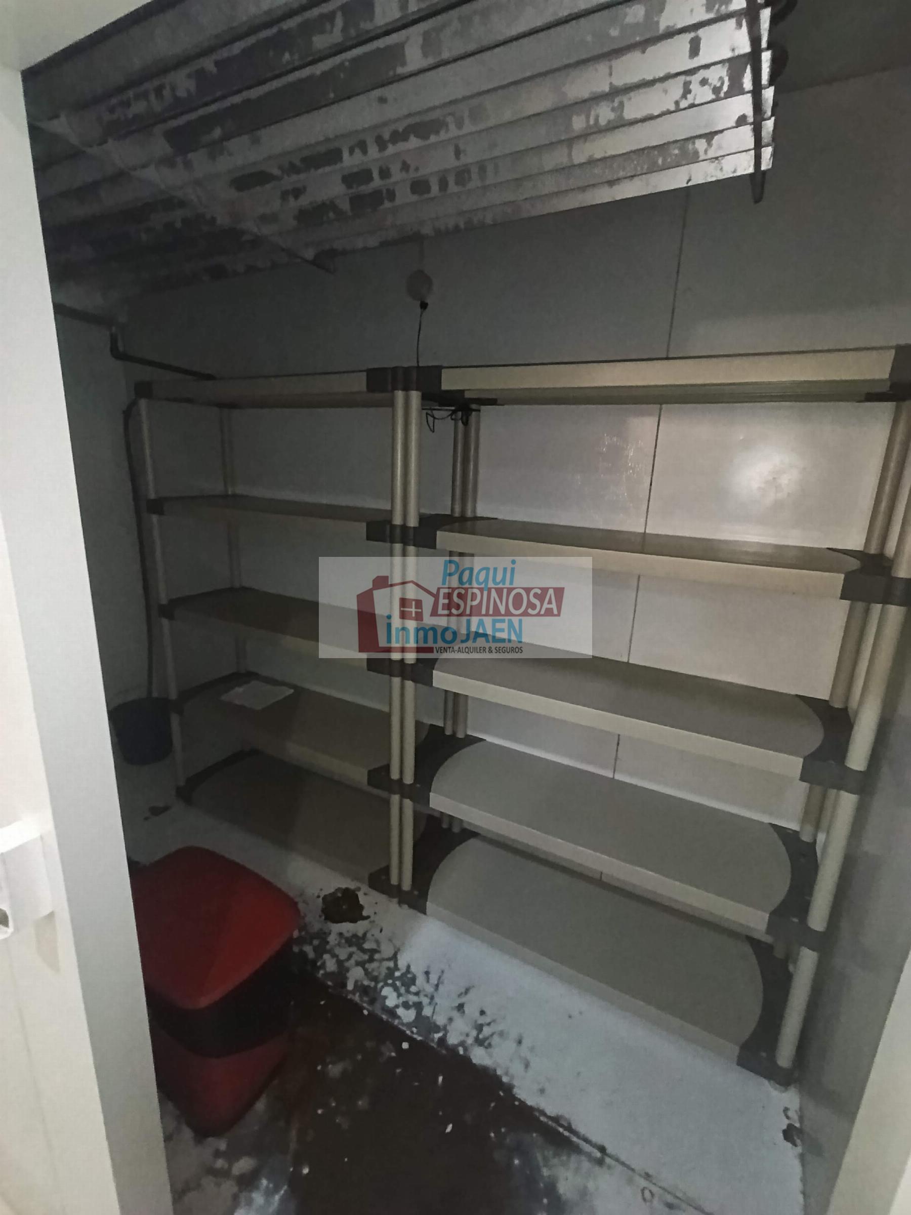 Venta de local en Jamilena