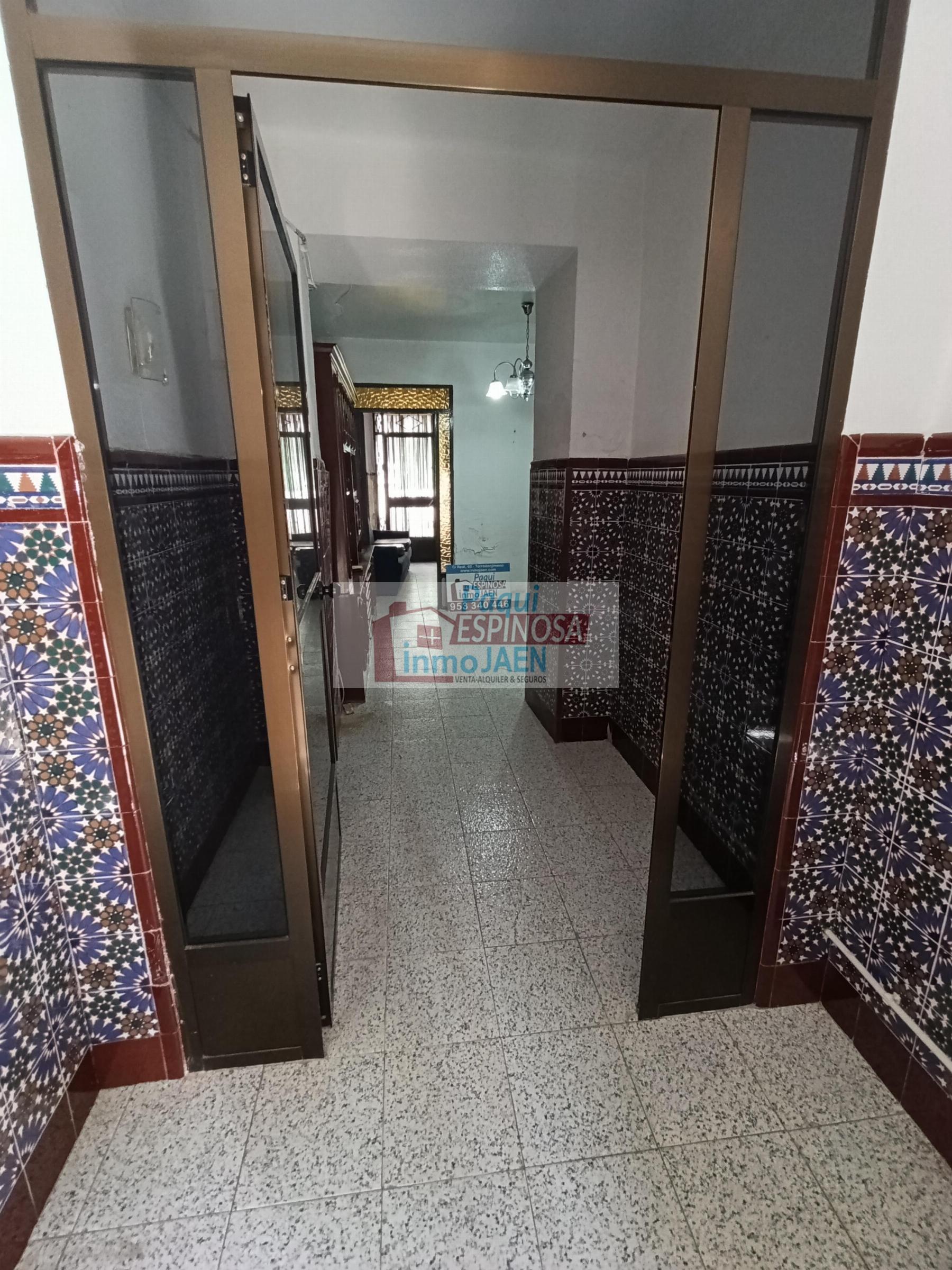 Venta de casa en Torredonjimeno