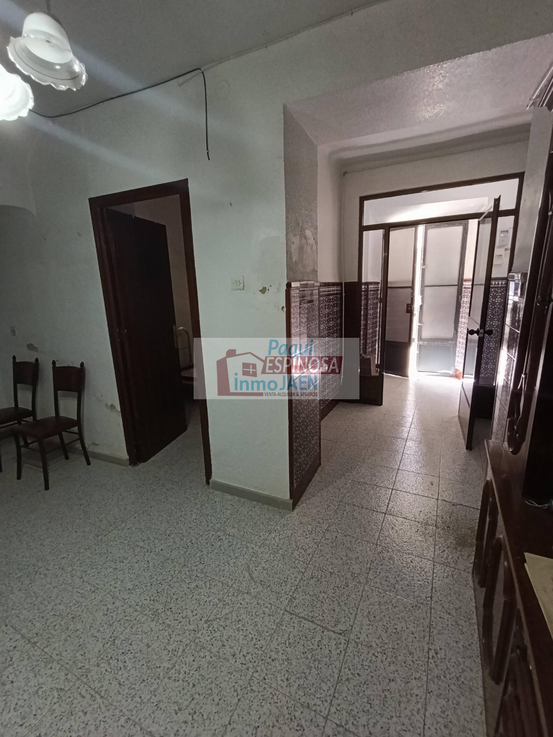 Venta de casa en Torredonjimeno