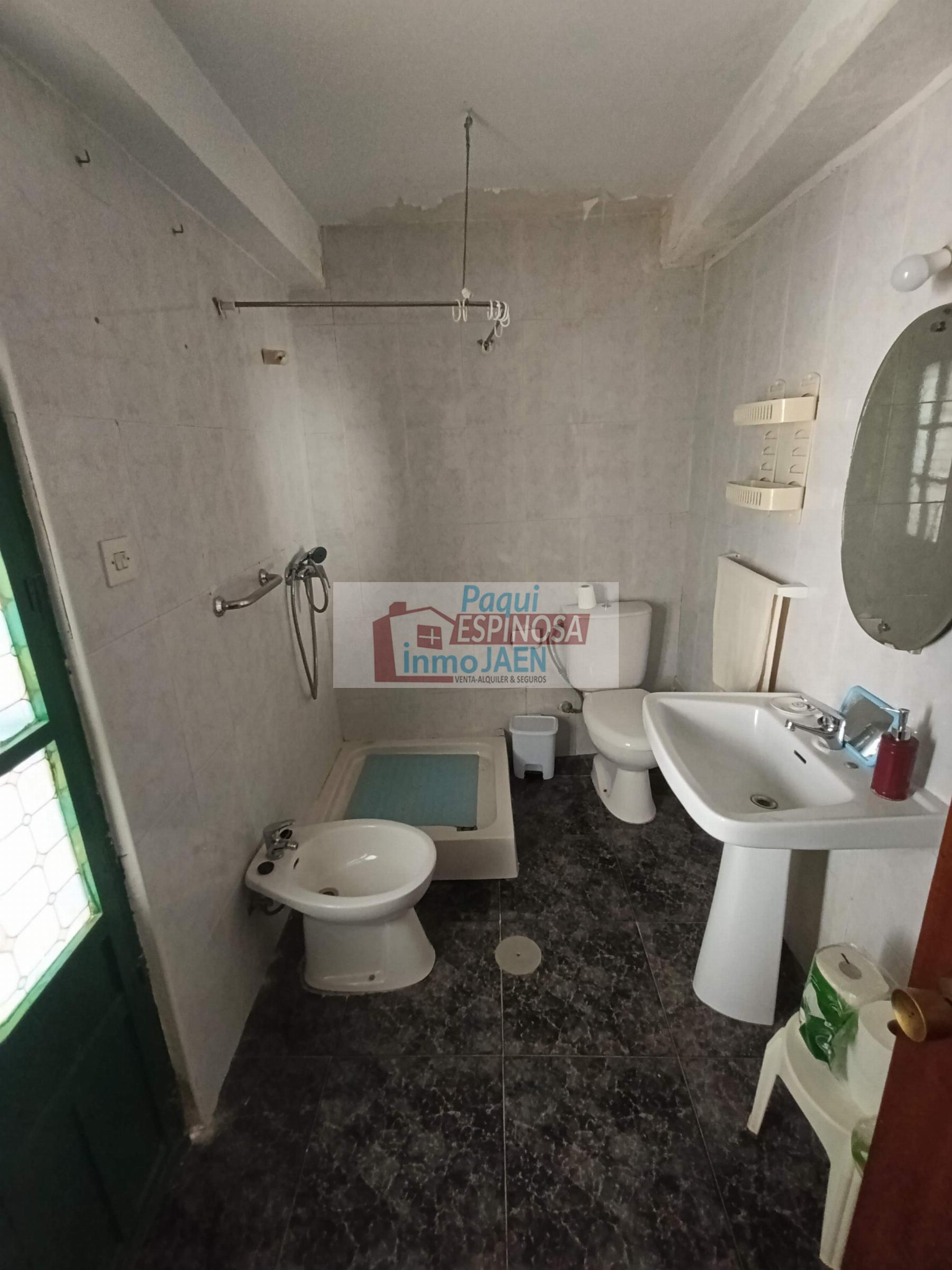 Venta de casa en Torredonjimeno