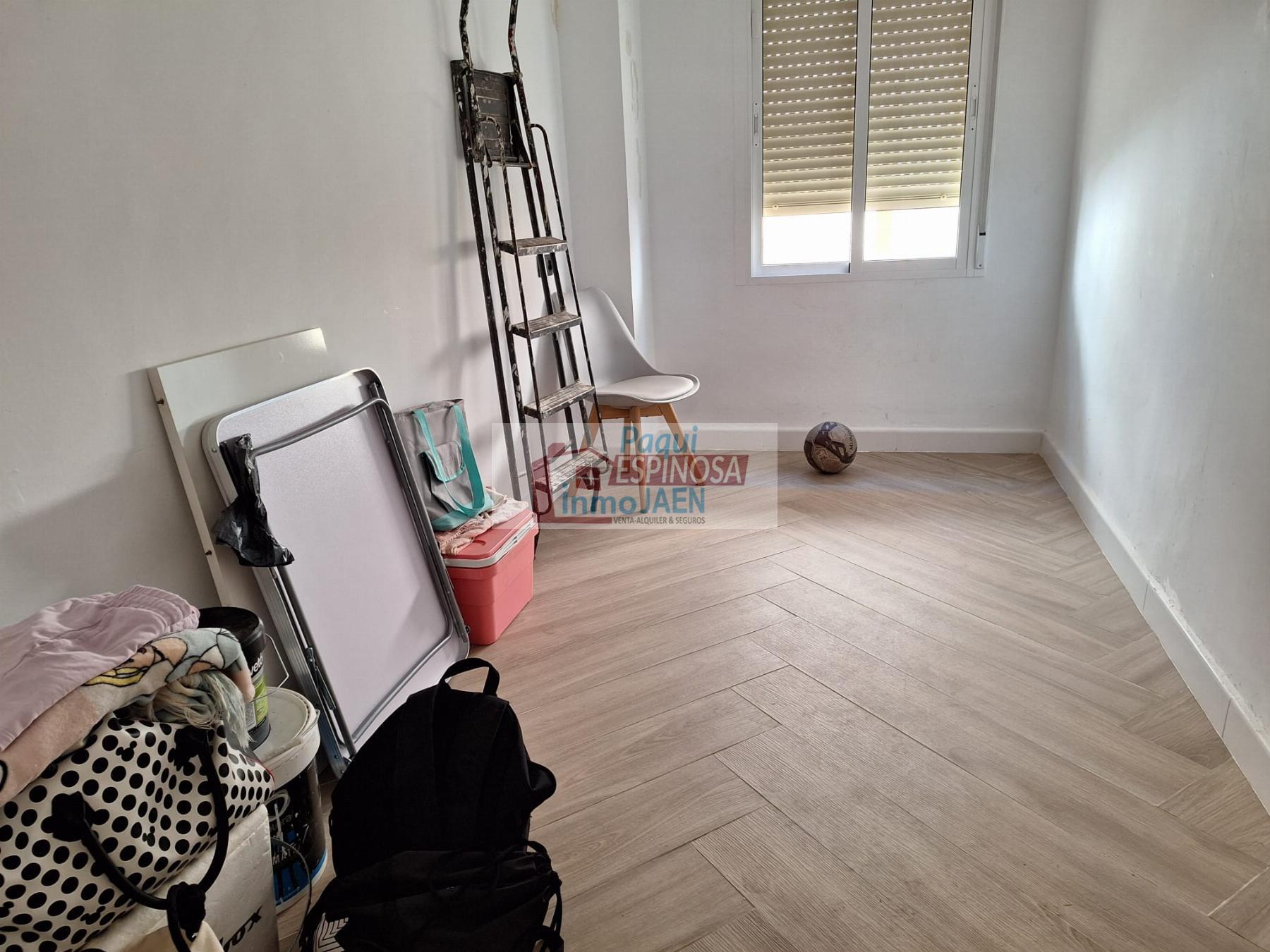 Venta de piso en Torredonjimeno