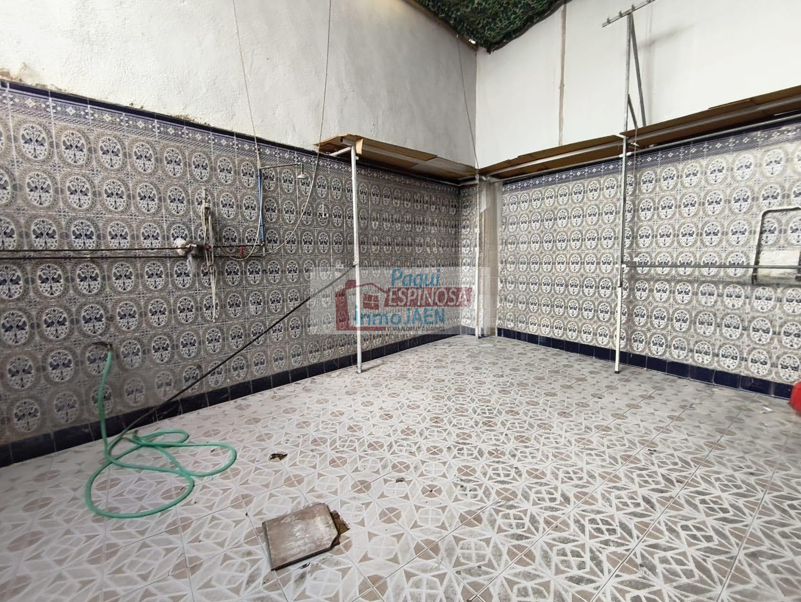 Venta de casa en Jaén