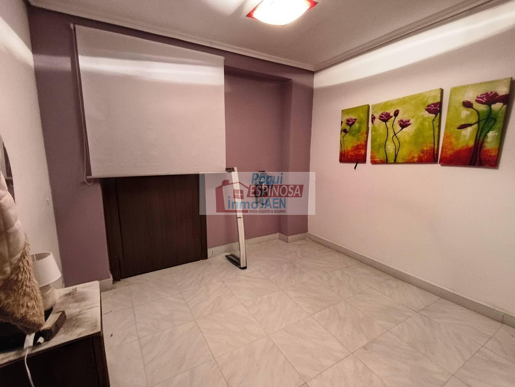 Venta de casa en Jaén