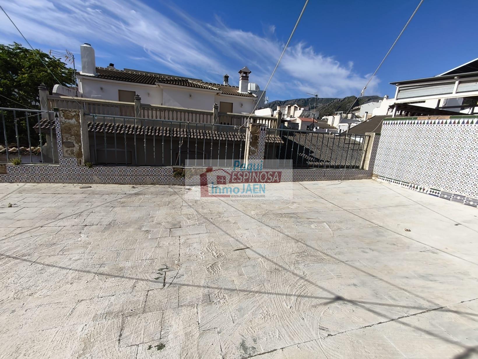 Venta de casa en Jaén