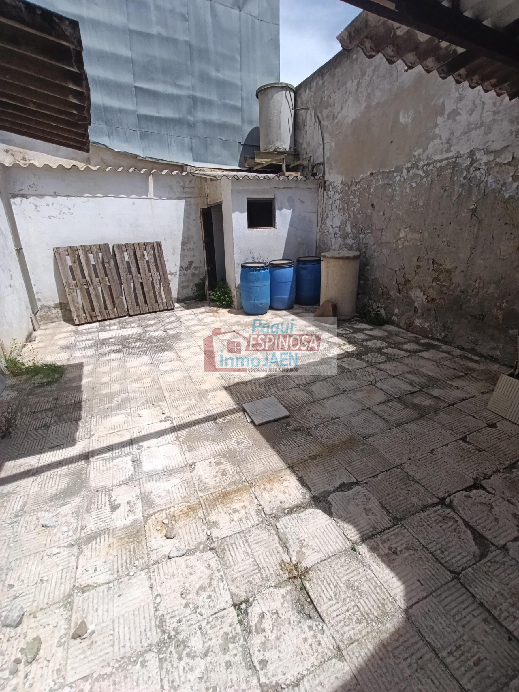 Venta de casa en Torredonjimeno