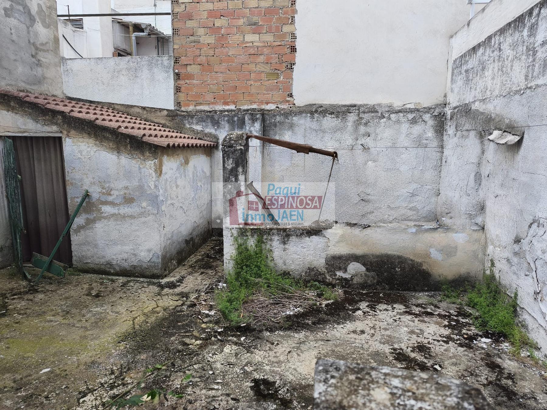Venta de casa en Torredonjimeno