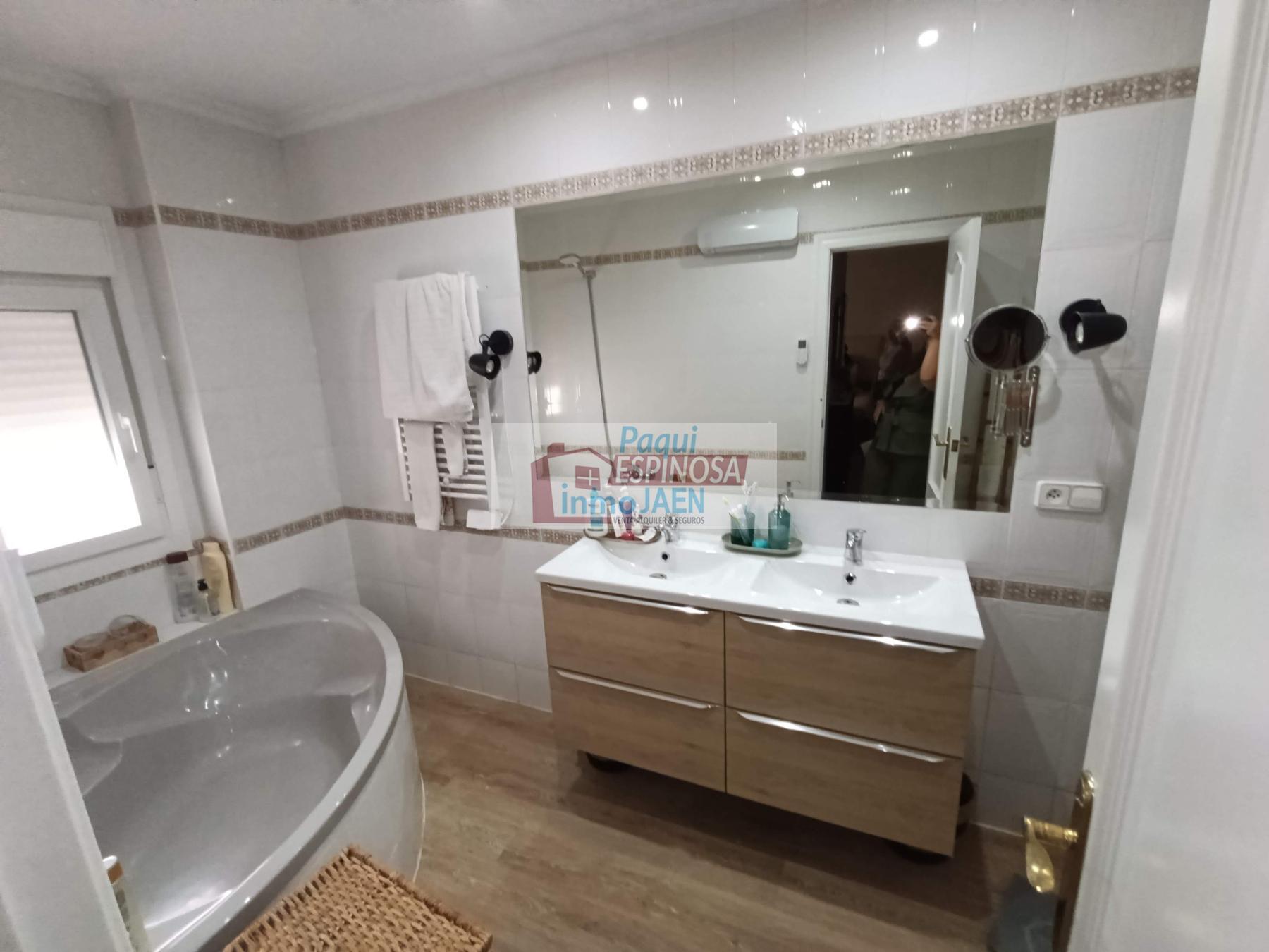 Venta de piso en Torredonjimeno