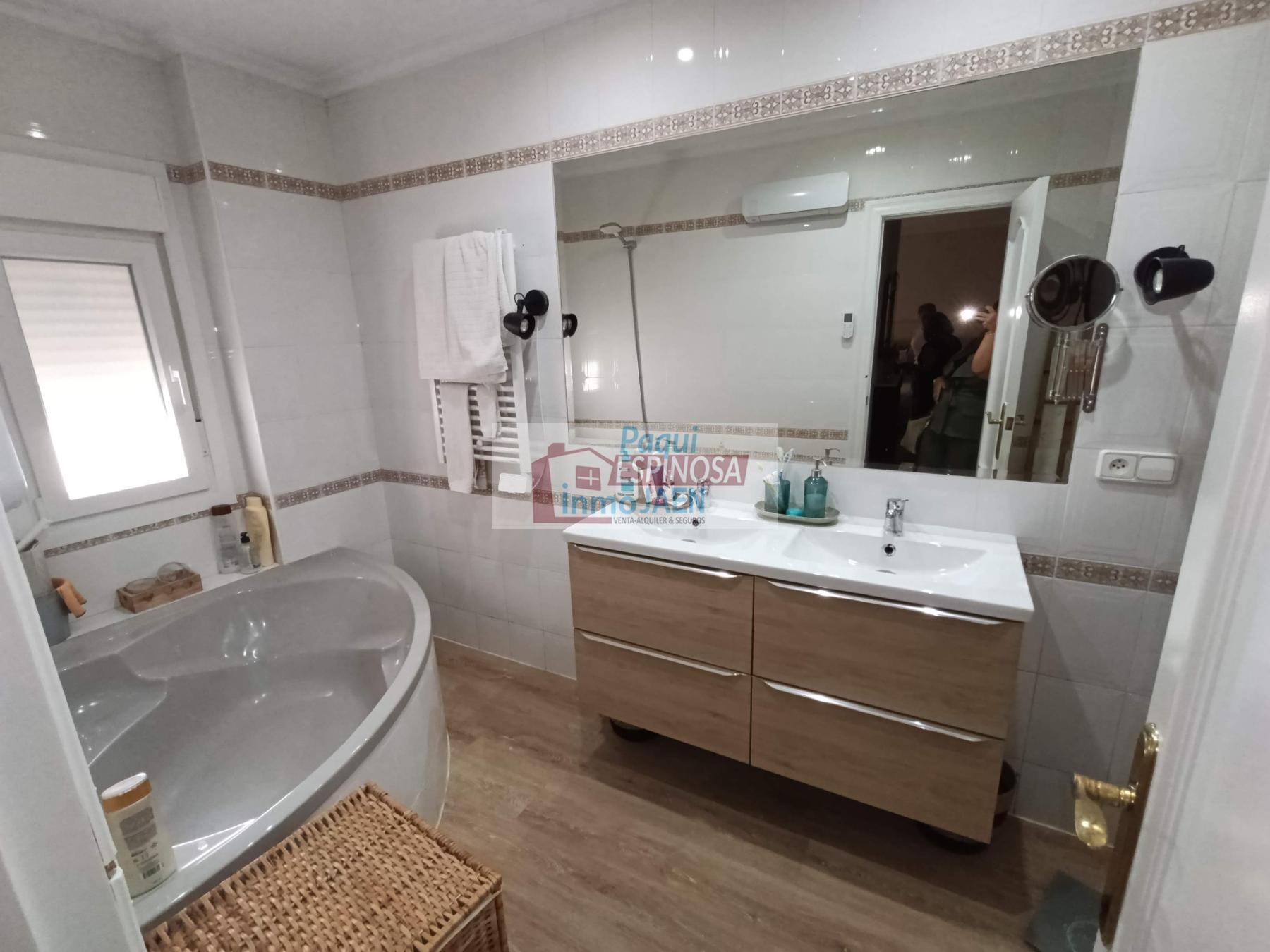 Venta de piso en Torredonjimeno