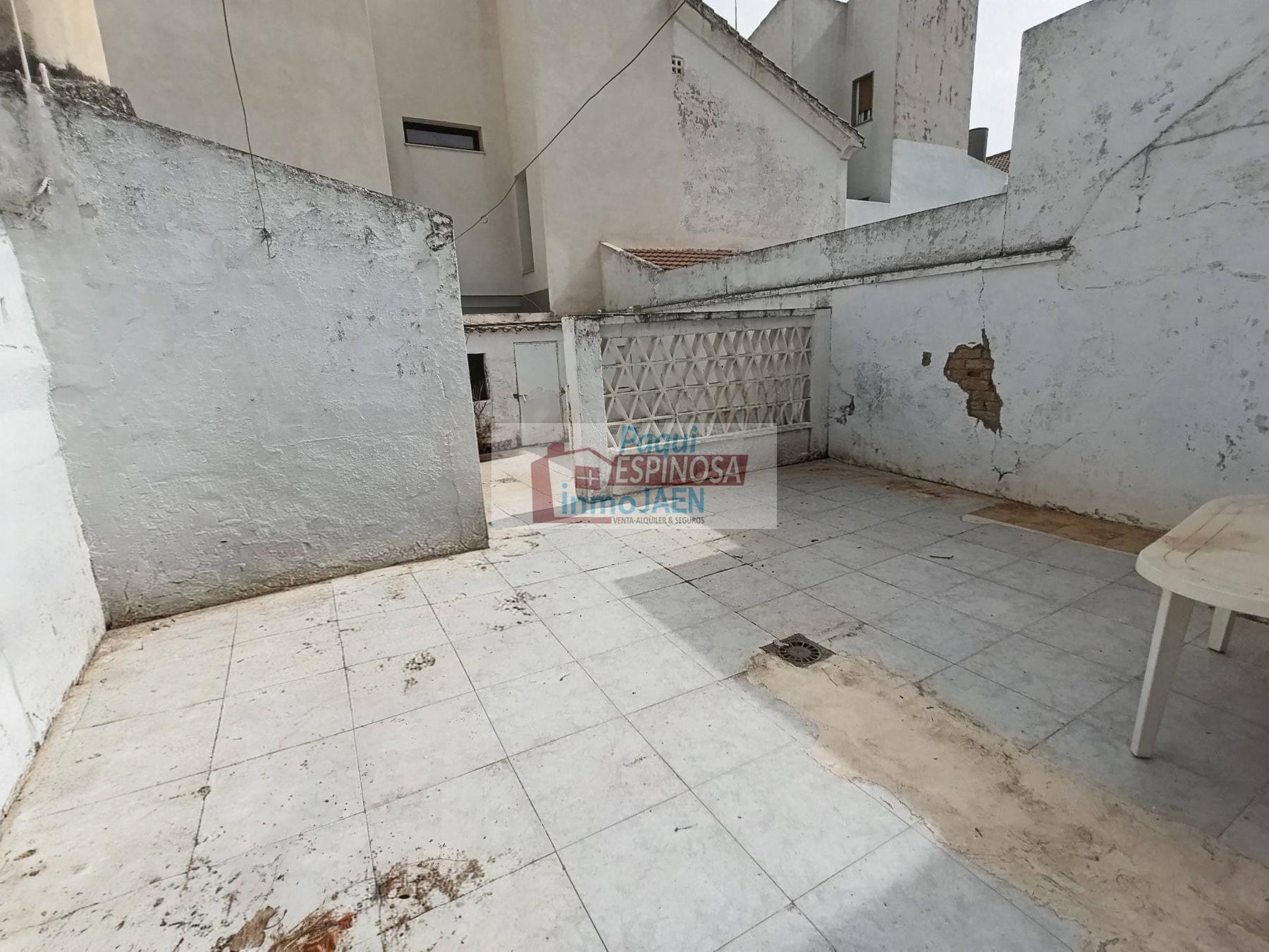 Venta de casa en Torredonjimeno